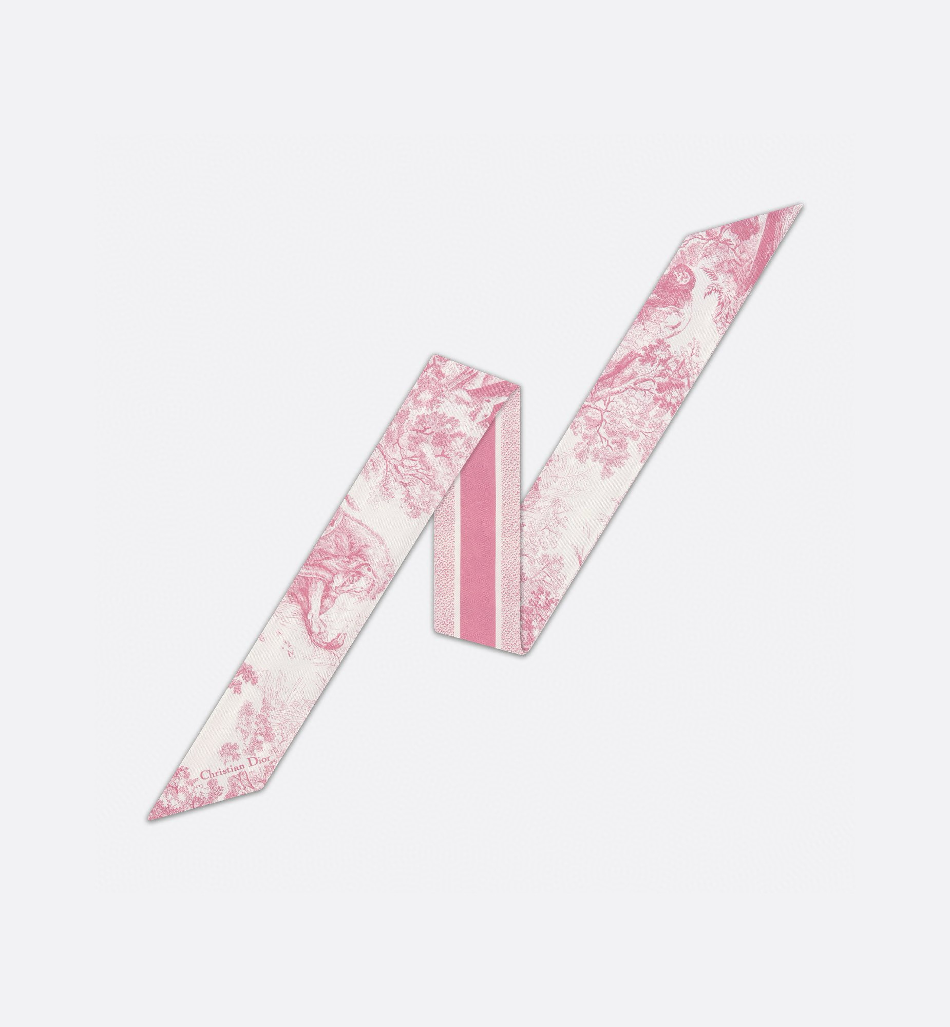 NO:379583,New color!  CHSTIAN DIOR Size: 6*105cm Mulberry Silk This Mitzah scarf features Dior's signature Sauvage print. It is carefully crafted in ivory and navy blue mulberry silk twill fabric, with a slim fitted with a pointed design, and the style is classic and chic. The back is decorated with a contrasting 