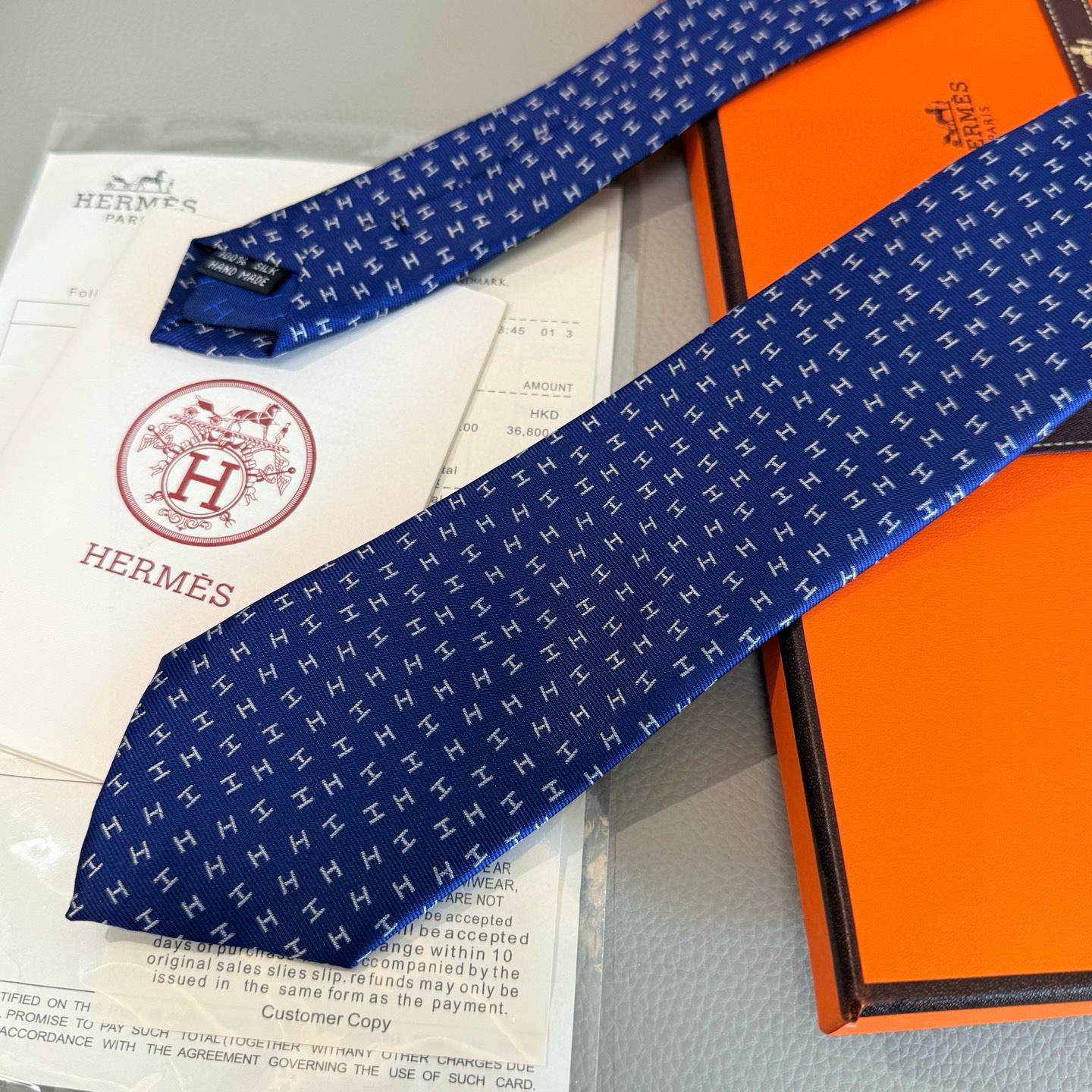 特价💰 专柜新款领带，男士新款领带系列H字母领带👔👔，稀有H家每年都有一千条不同印花的领带面世，从最初的