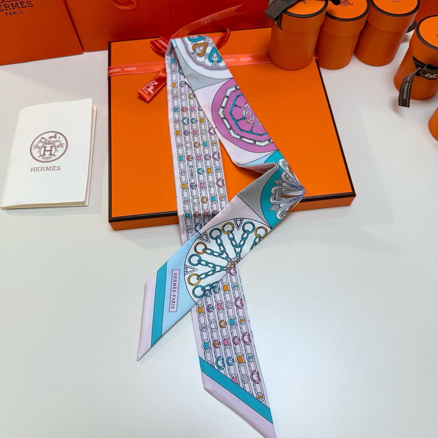 NO:379409,Hermes Hermes 