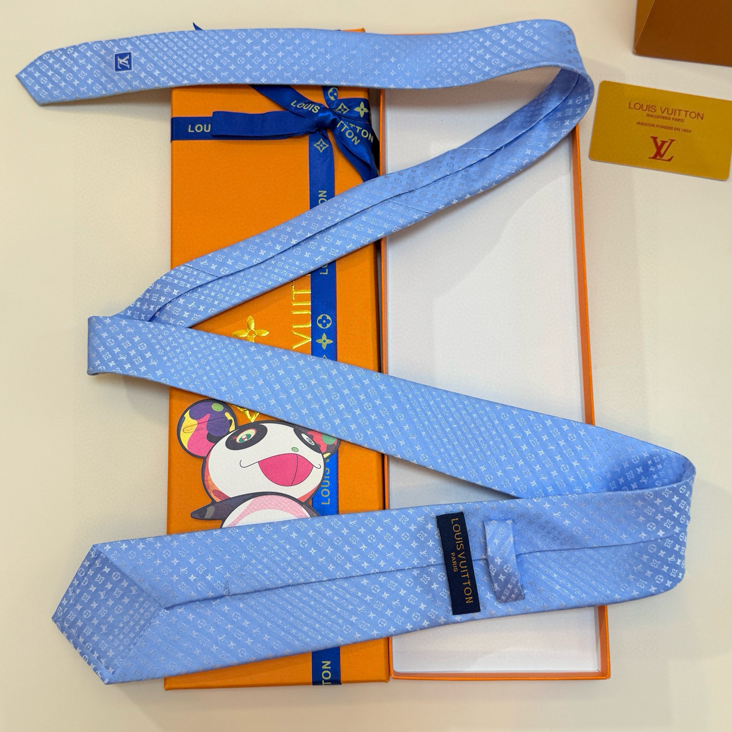 特价💰LV官方新款男士领带系列【L老花字母提花领带】👔👔，稀有😻😻展现精湛手工与时尚优雅的理想选择，这款