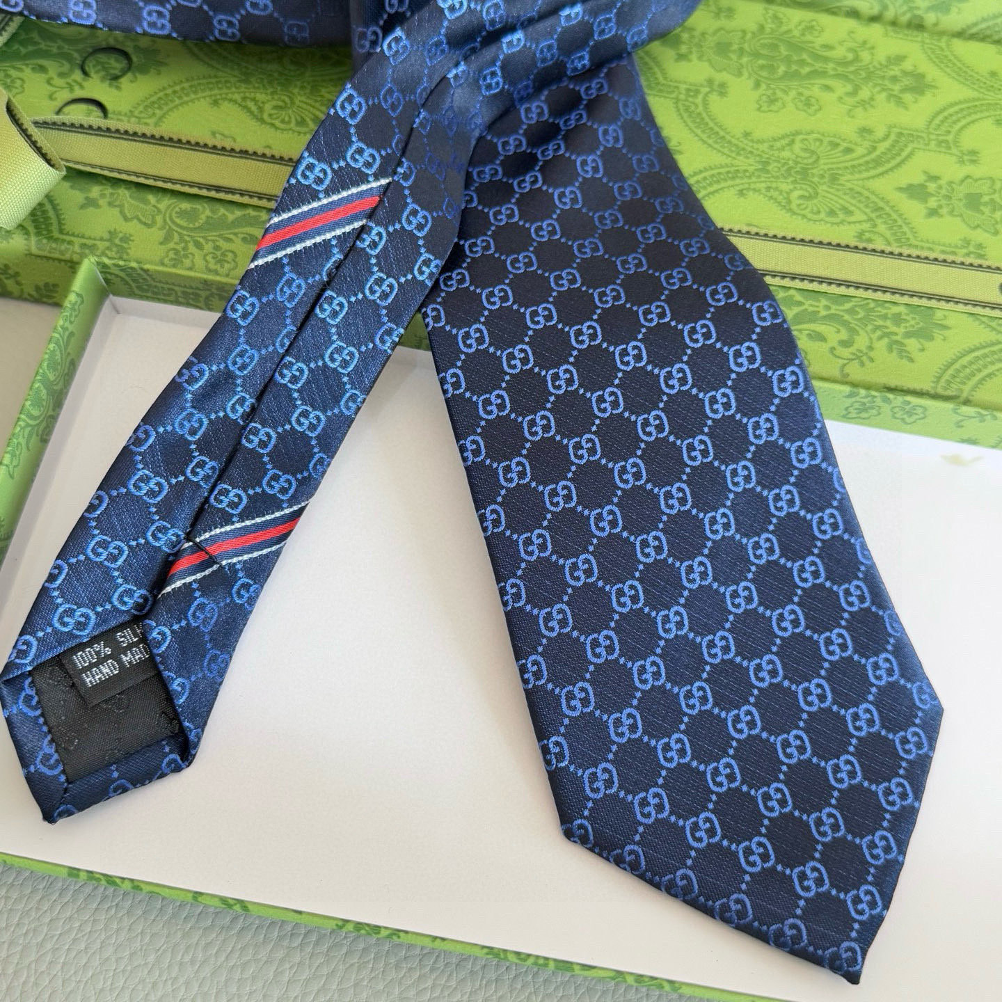 特价💰 古奇 男士领带系列【双G提花领带】GG暗纹👔👔，稀有采用经典小G LOGO提花展现精湛手工与时尚