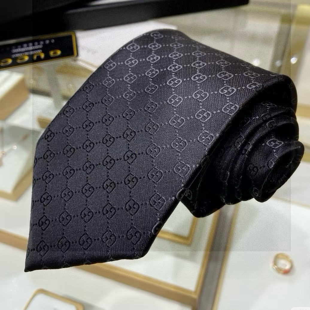 特价💰 古奇 男士领带系列【双G提花领带】GG暗纹👔👔，稀有采用经典小G LOGO提花展现精湛手工与时尚