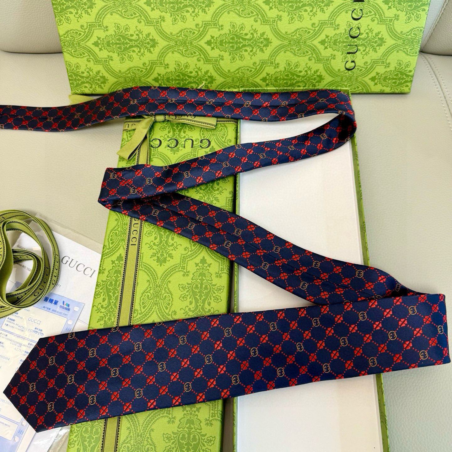特价特价P双G条纹印花领带 男士领带👔👔，稀有采用经典小G LOGO提花展现精湛手工与时尚优雅的理想选择