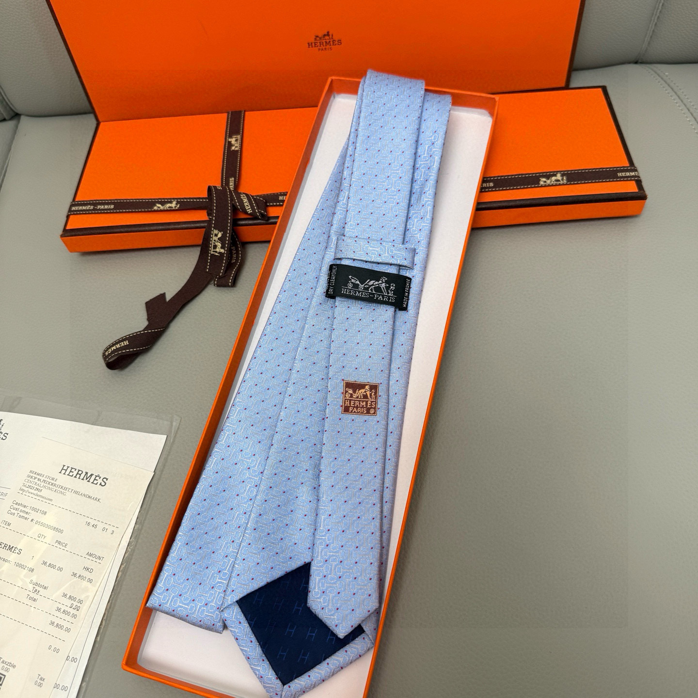 特价💰 男士新款领带系列，H马衔扣印花领带👔👔，稀有H家每年都有一千条不同印花的领带面世，从最初的多以几