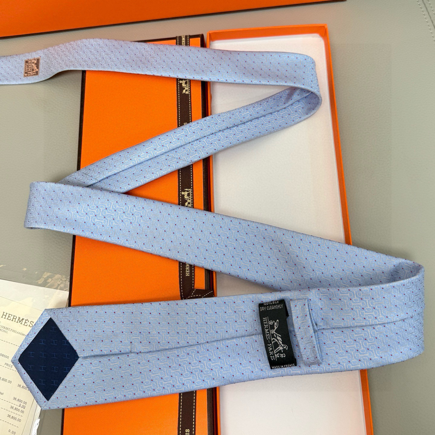 特价💰 男士新款领带系列，H马衔扣印花领带👔👔，稀有H家每年都有一千条不同印花的领带面世，从最初的多以几