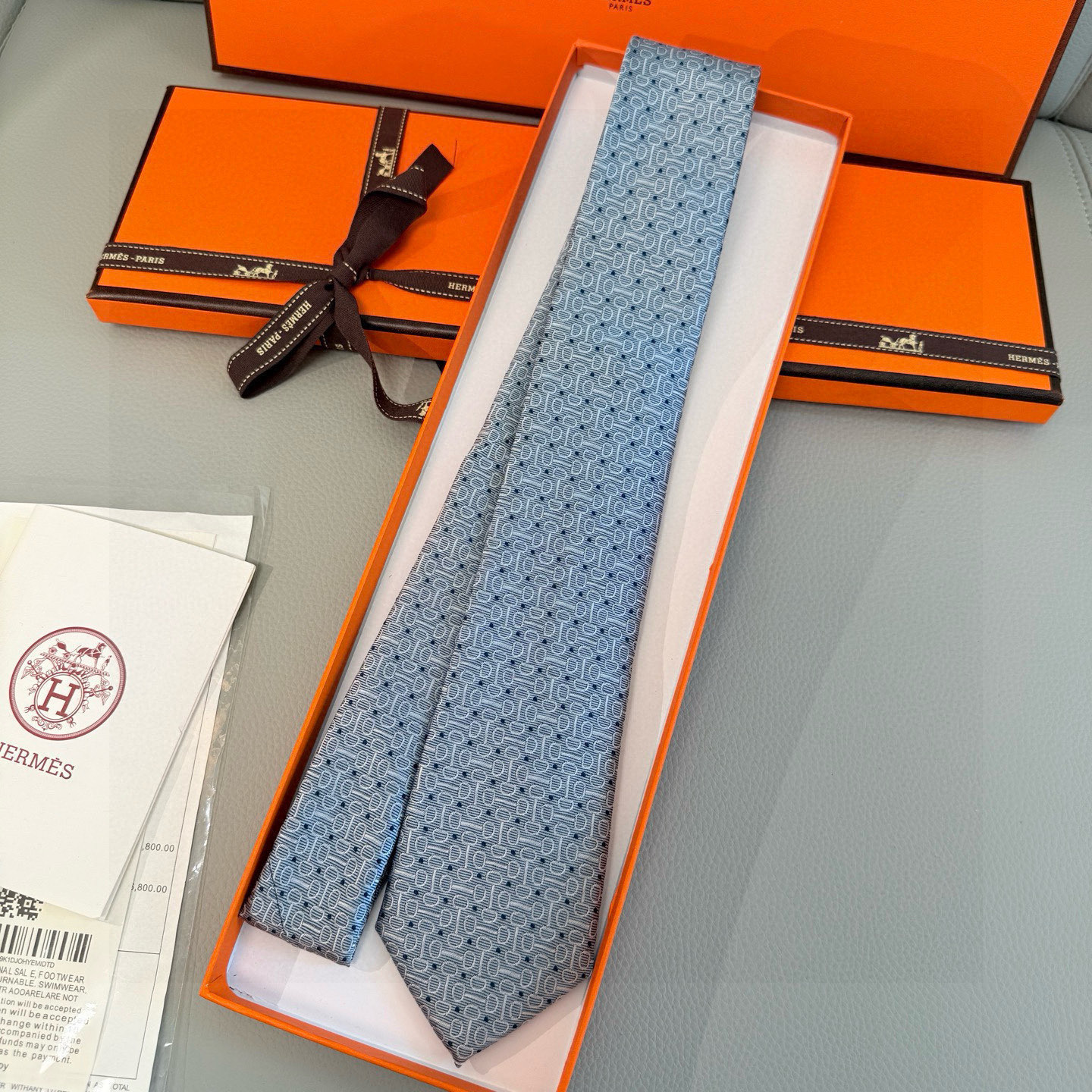 特价💰 男士新款领带系列，H马衔扣印花领带👔👔，稀有H家每年都有一千条不同印花的领带面世，从最初的多以几