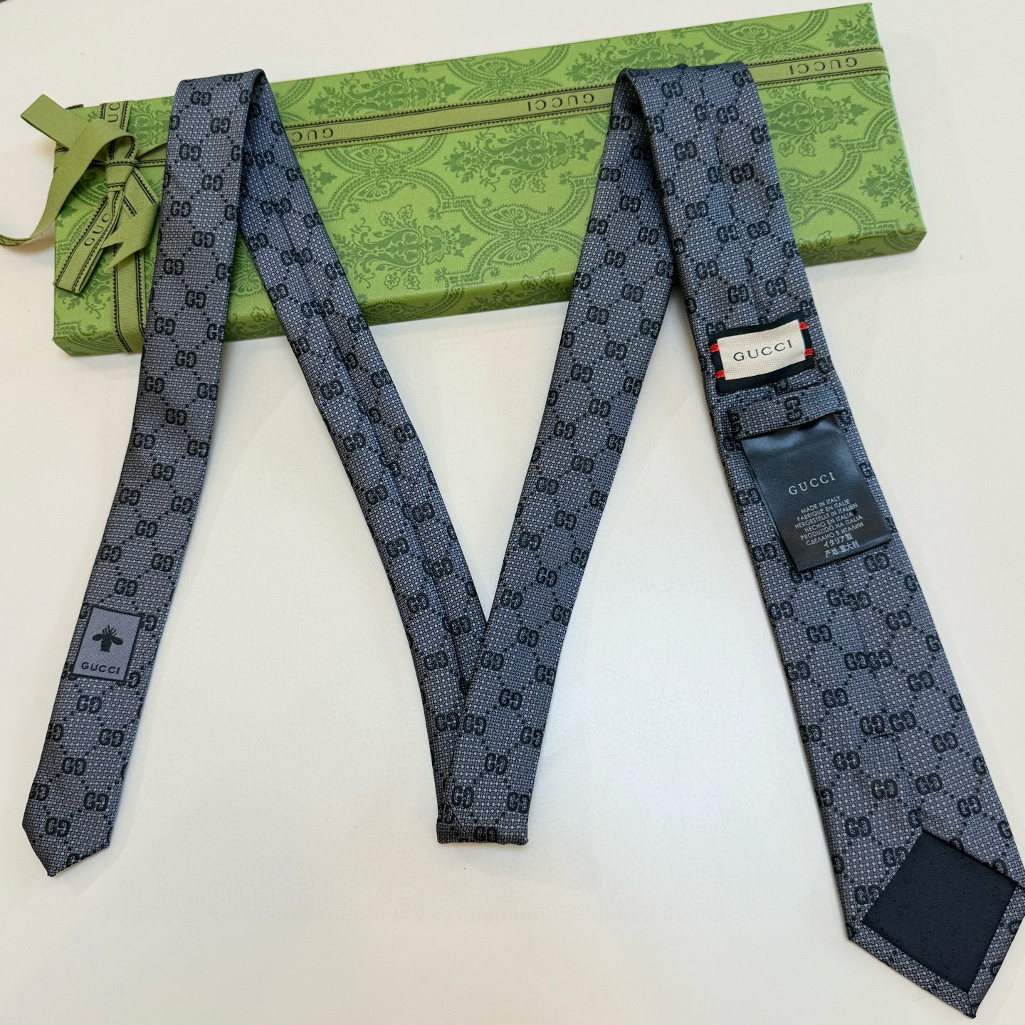 特价💰古奇官方同步新款，稀有采用经典小G LOGO提花展现精湛手工与时尚优雅的理想选择，这款领带将标志性