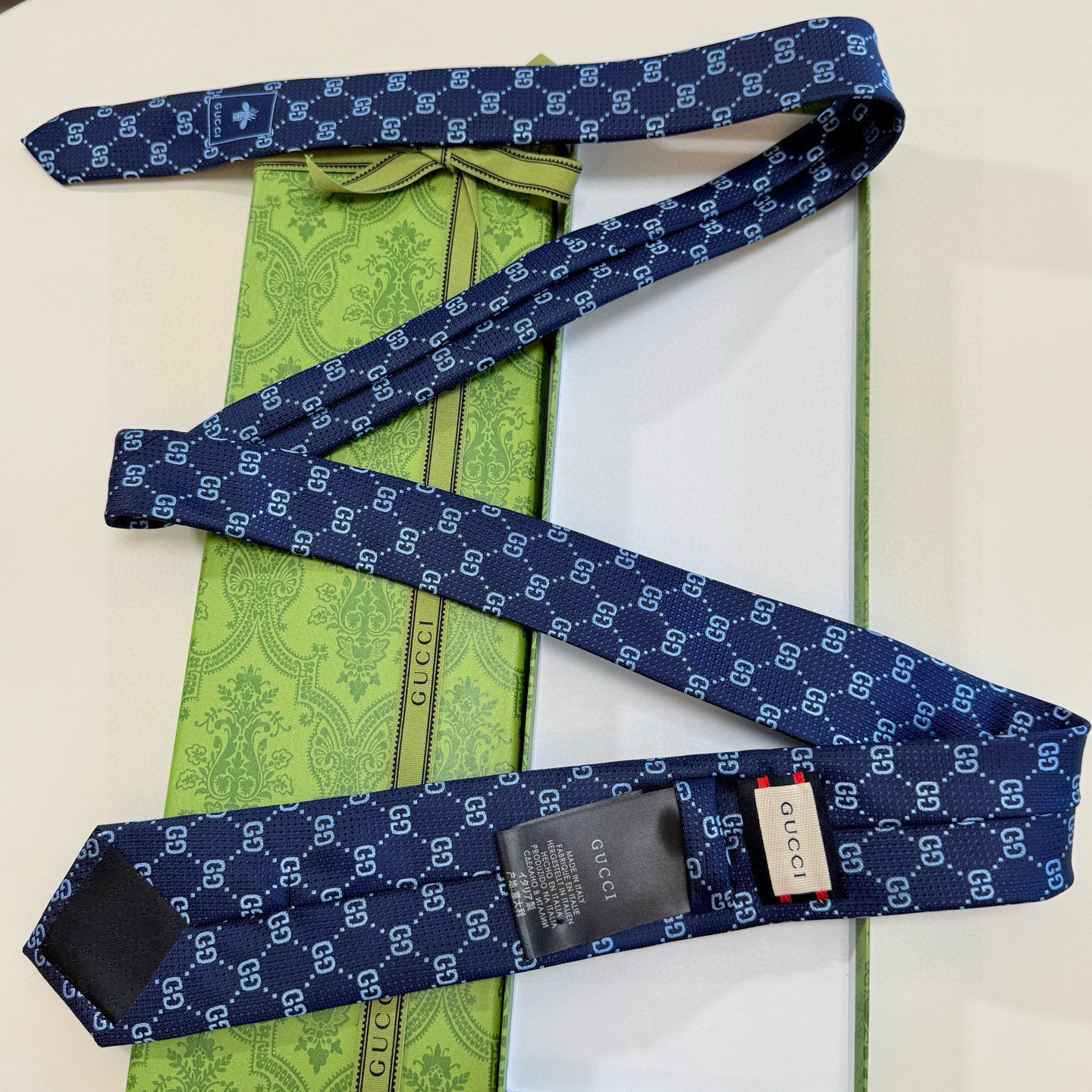 特价💰古奇官方同步新款，稀有采用经典小G LOGO提花展现精湛手工与时尚优雅的理想选择，这款领带将标志性