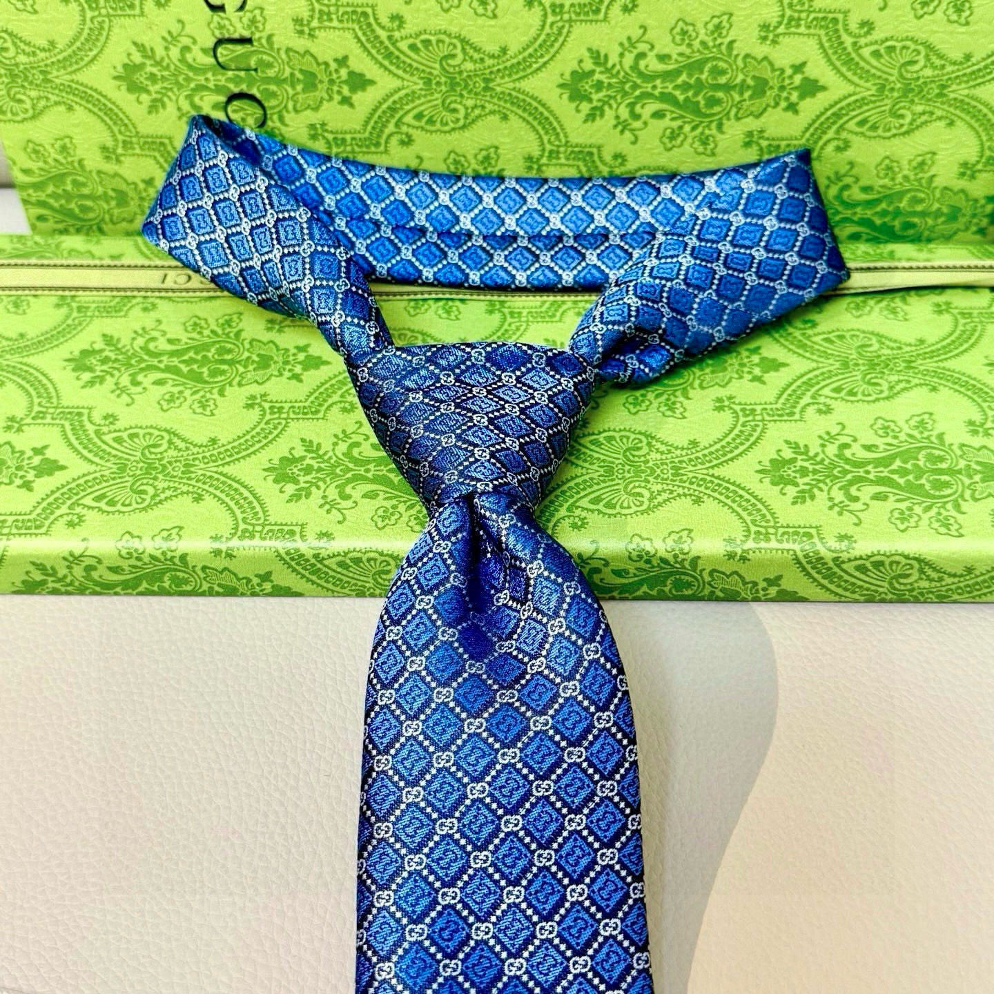 特价💰古奇领带【GG菱形图案领带】男士领带👔👔，稀有采用经典小G LOGO提花展现精湛手工与时尚优雅的理