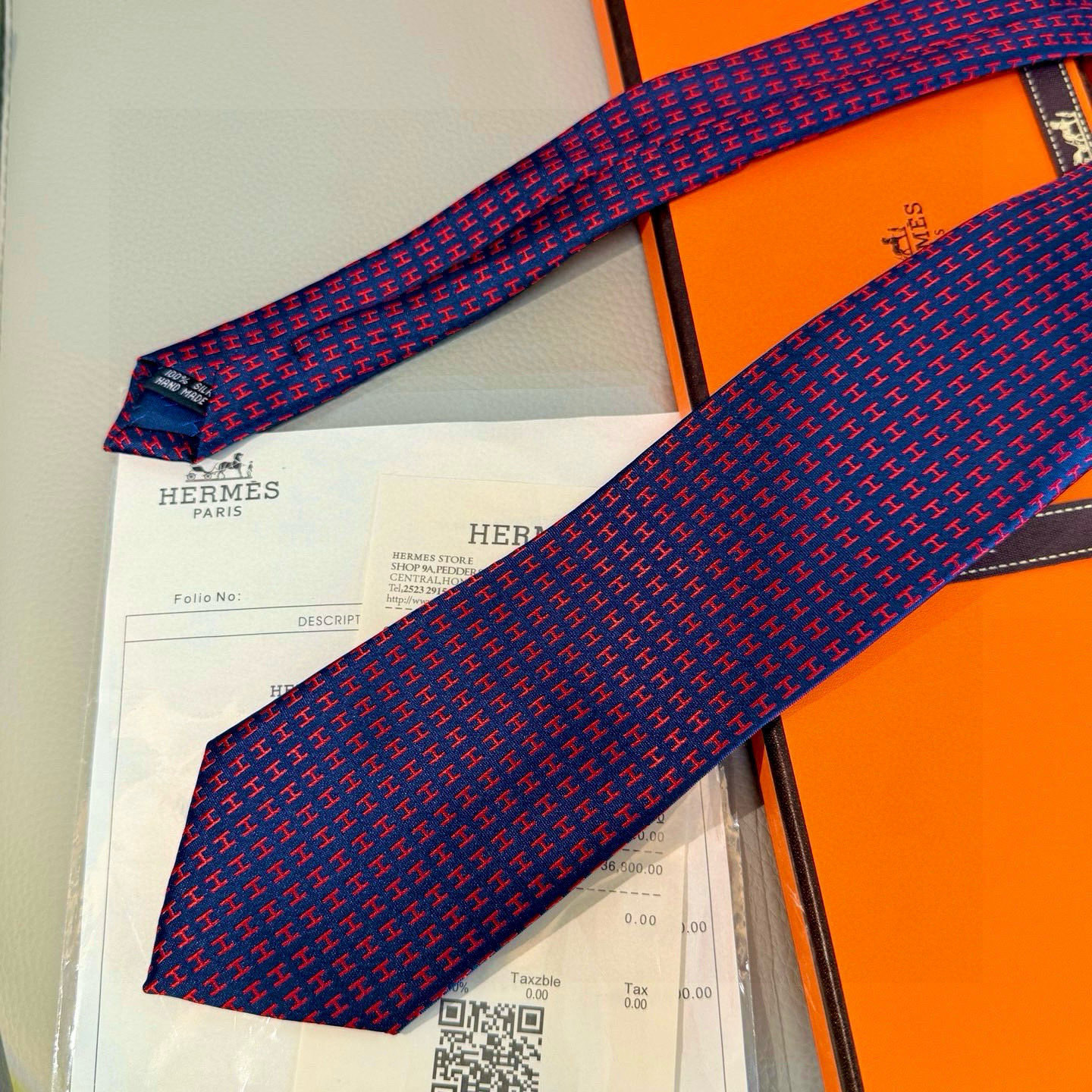 特价💰男士新款领带系列【H字母图案领带】👔👔，稀有H家每年都有一千条不同印花的领带面世，从最初的多以几何