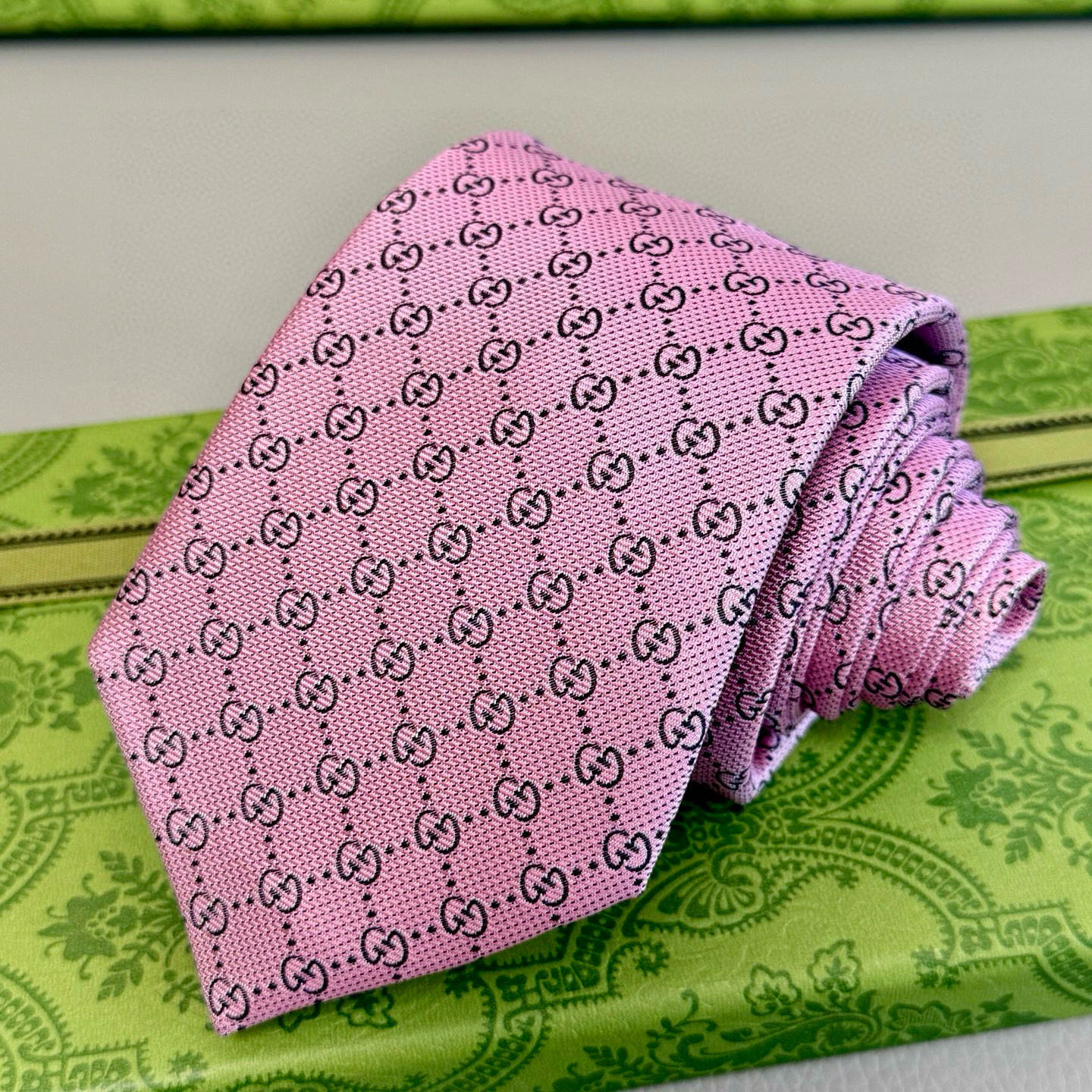 特价💰古奇男士领带系列【双G老花真丝领带】👔👔，稀有采用经典小G LOGO提花展现精湛手工与时尚优雅的理