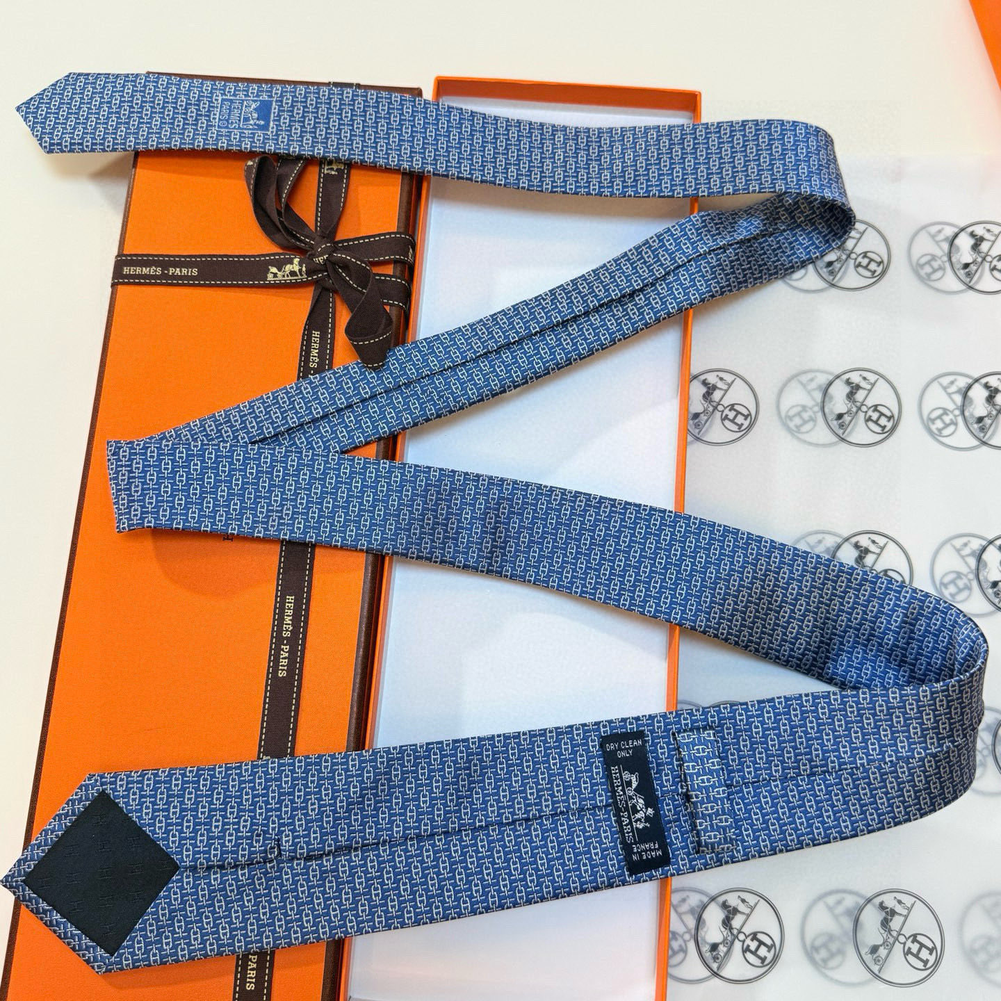 特价💰👨‍✈男士新款领带系列【H新型链条领带】👔👔，稀有H家每年都有一千条不同印花的领带面世，从最初的多