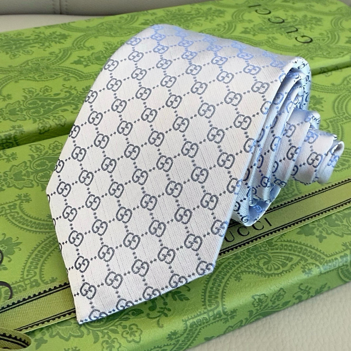 特价💰 古奇 男士领带系列【双G提花领带】GG暗纹👔👔，稀有采用经典小G LOGO提花展现精湛手工与时尚