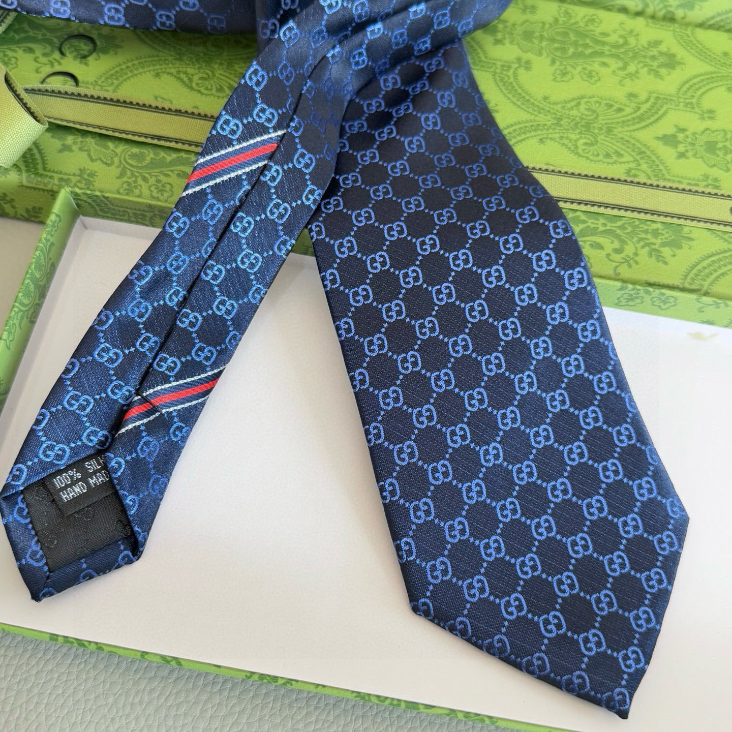 特价💰 古奇 男士领带系列【双G提花领带】GG暗纹👔👔，稀有采用经典小G LOGO提花展现精湛手工与时尚