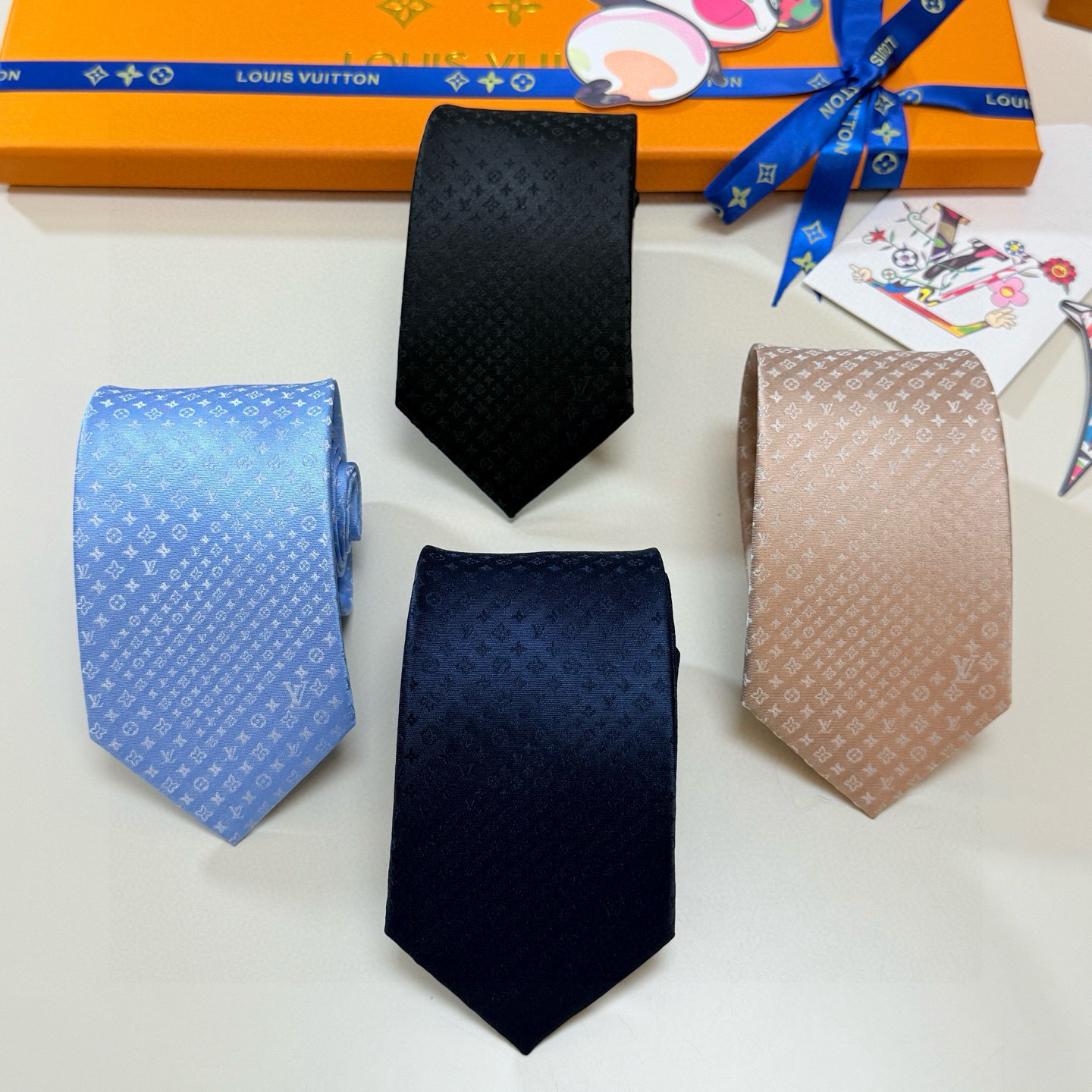 特价💰LV官方新款男士领带系列【L老花字母提花领带】👔👔，稀有😻😻展现精湛手工与时尚优雅的理想选择，这款