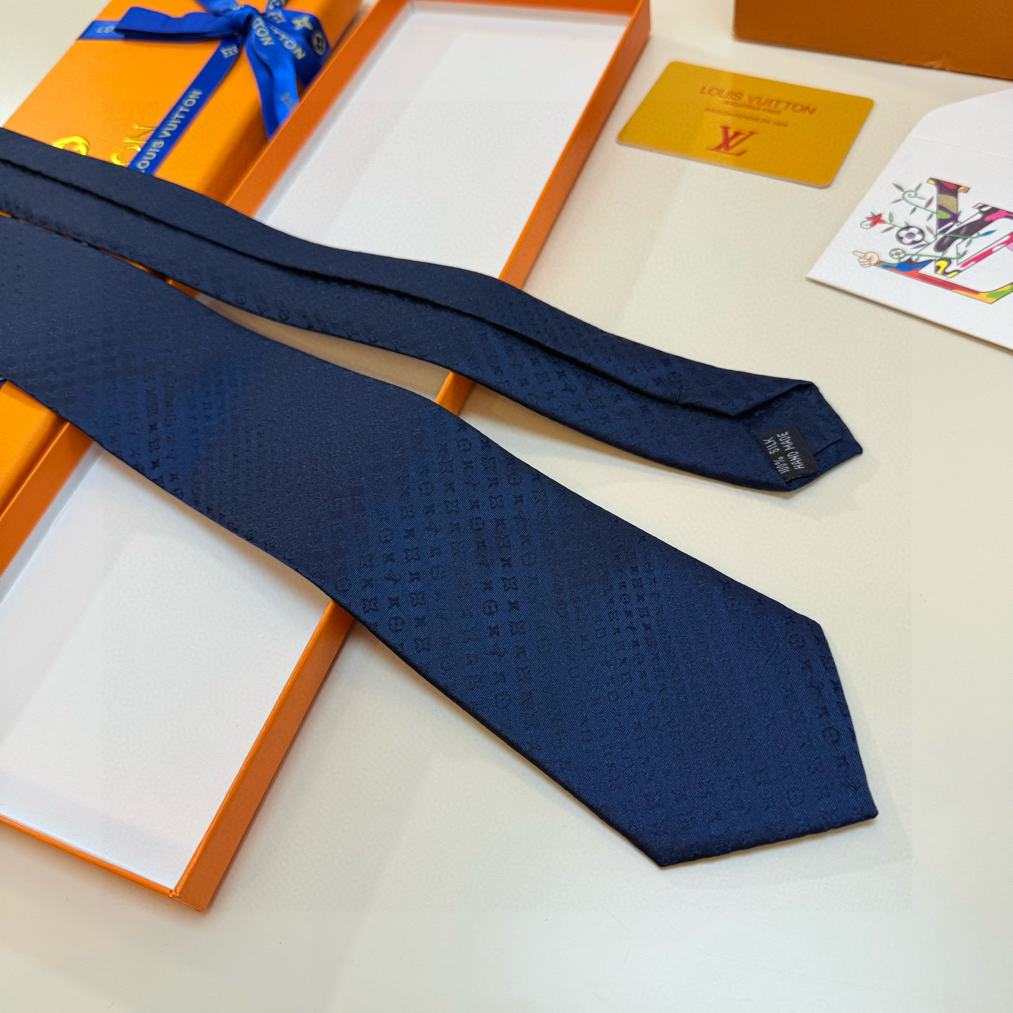 特价💰LV官方新款男士领带系列【L老花字母提花领带】👔👔，稀有😻😻展现精湛手工与时尚优雅的理想选择，这款