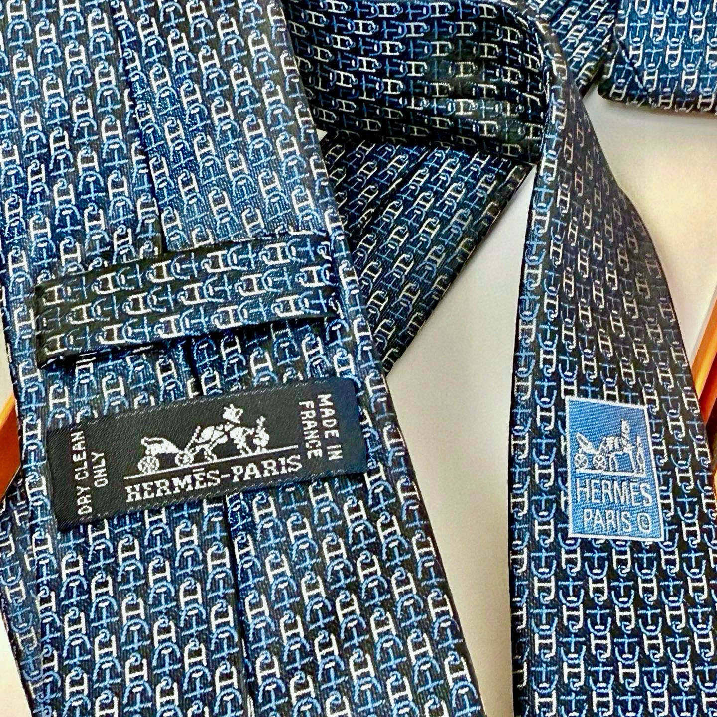 💖特价特价P👨‍⚖👨‍✈ 男士新款领带系列【H双色链环领带】👔👔，稀有H家每年都有一千条不同印花的领带面