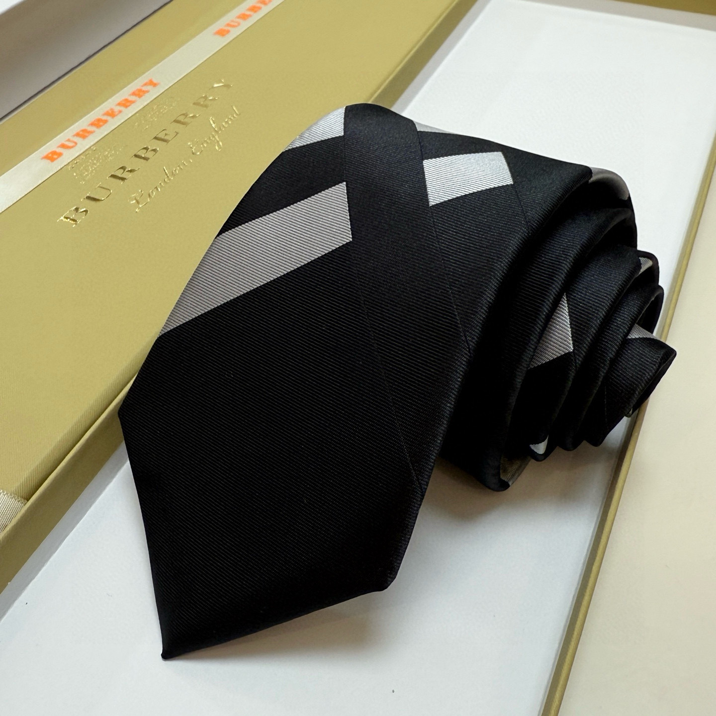 버버리 넥타이 112555 Burberry Accessories