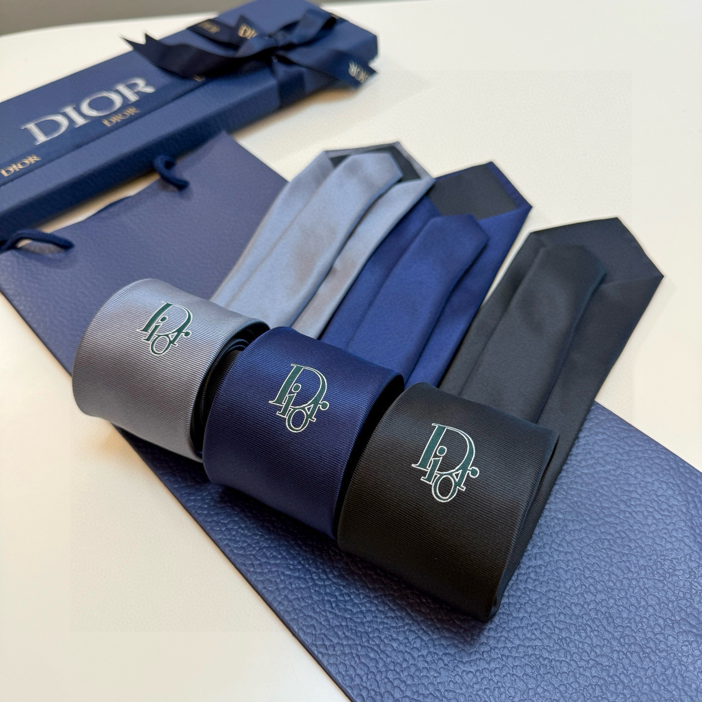 디올 넥타이 89629 Dior Accessories