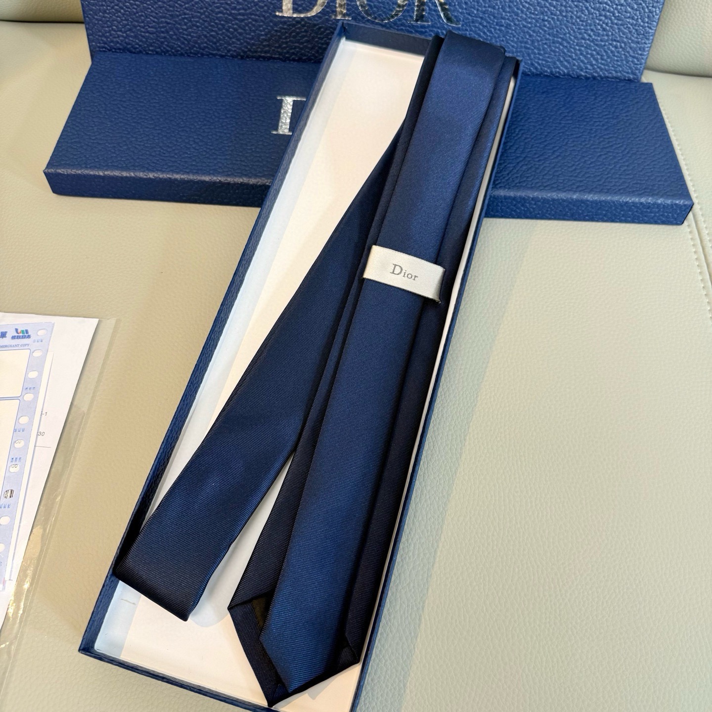 🌾爆款到👏👏新款迪奥领带 👔👔Dior男士稀有😻😻展现精湛手工与时尚优雅的理想选择，这款采用DO家最经典