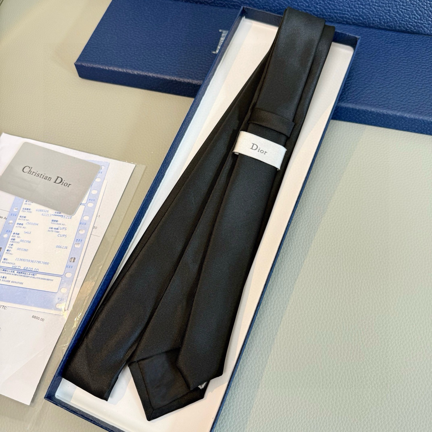 🌾爆款到👏👏新款迪奥领带 👔👔Dior男士稀有😻😻展现精湛手工与时尚优雅的理想选择，这款采用DO家最经典