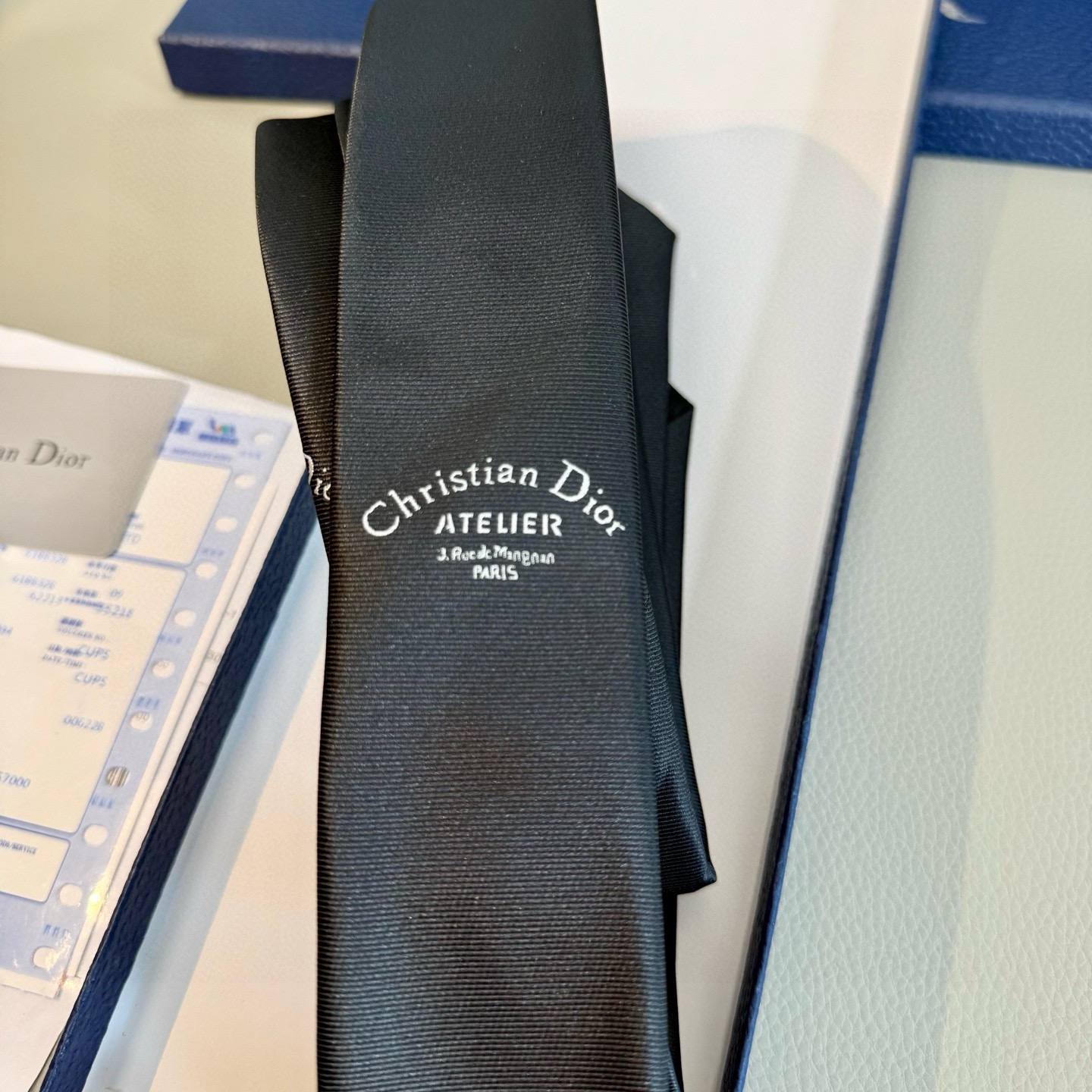 🌾爆款到👏👏新款迪奥领带 👔👔Dior男士稀有😻😻展现精湛手工与时尚优雅的理想选择，这款采用DO家最经典