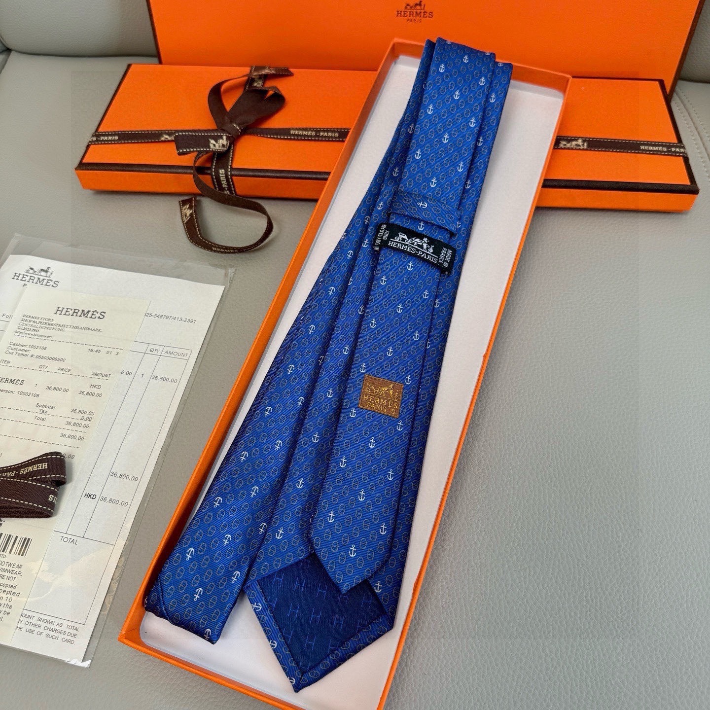 🌾官方同步新款！三色，爱马仕领带 船锚⚓️男士新款领带系列👔👔，稀有H家每年都有一千条不同印花的领带面世