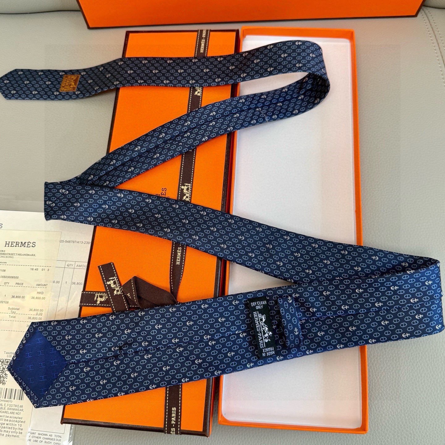 🌾官方同步新款！三色，爱马仕领带 船锚⚓️男士新款领带系列👔👔，稀有H家每年都有一千条不同印花的领带面世