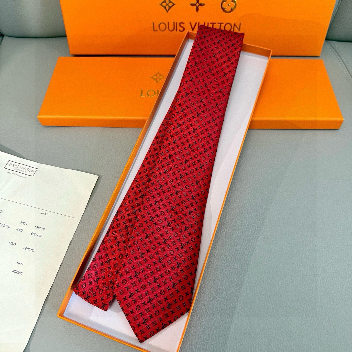 🌾男士领带系列【L标识花纹领带】👔👔，稀有😻😻Monogram Classic领带将经典路易威登风格与精