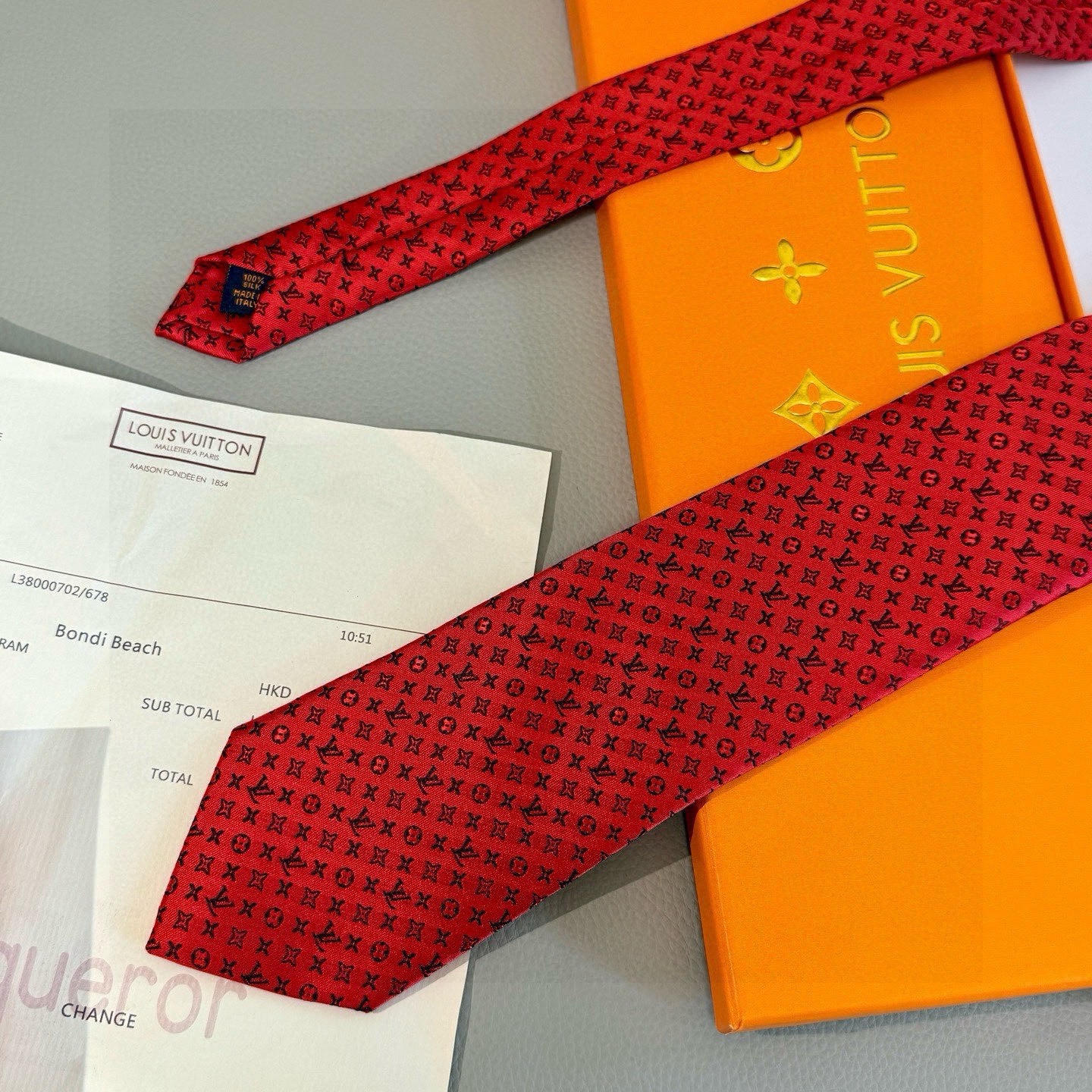 🌾男士领带系列【L标识花纹领带】👔👔，稀有😻😻Monogram Classic领带将经典路易威登风格与精