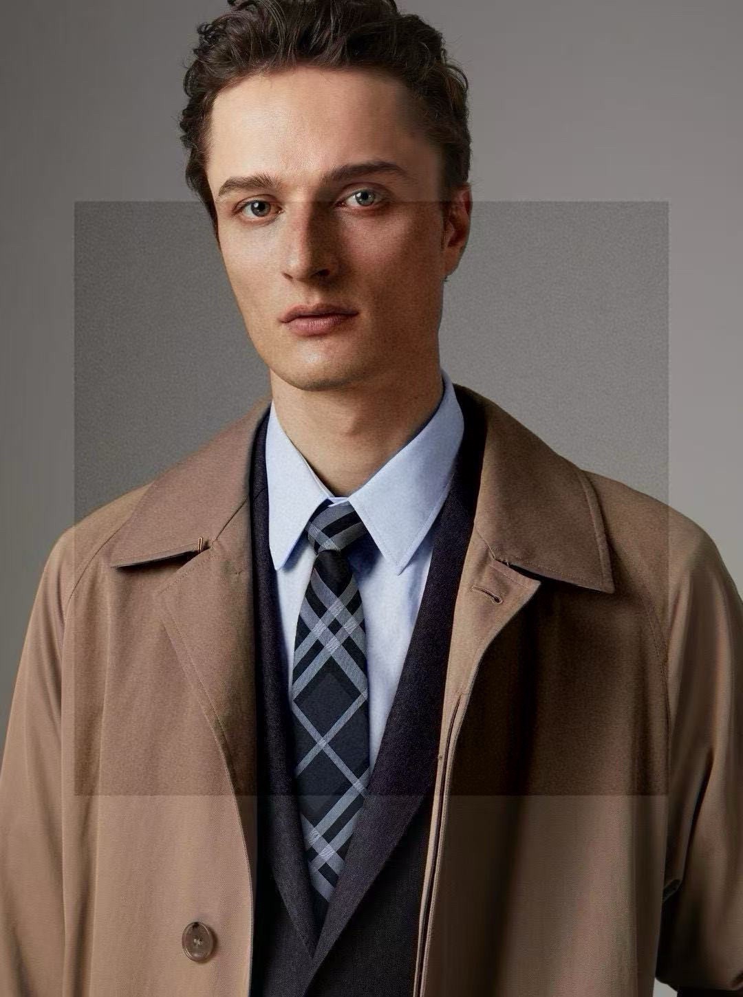 🌾B家专柜同步💖💖👔👔男士【英伦格纹领带】，稀有😻😻展现精湛手工与时尚优雅的理想选择，这款采用B家最具标