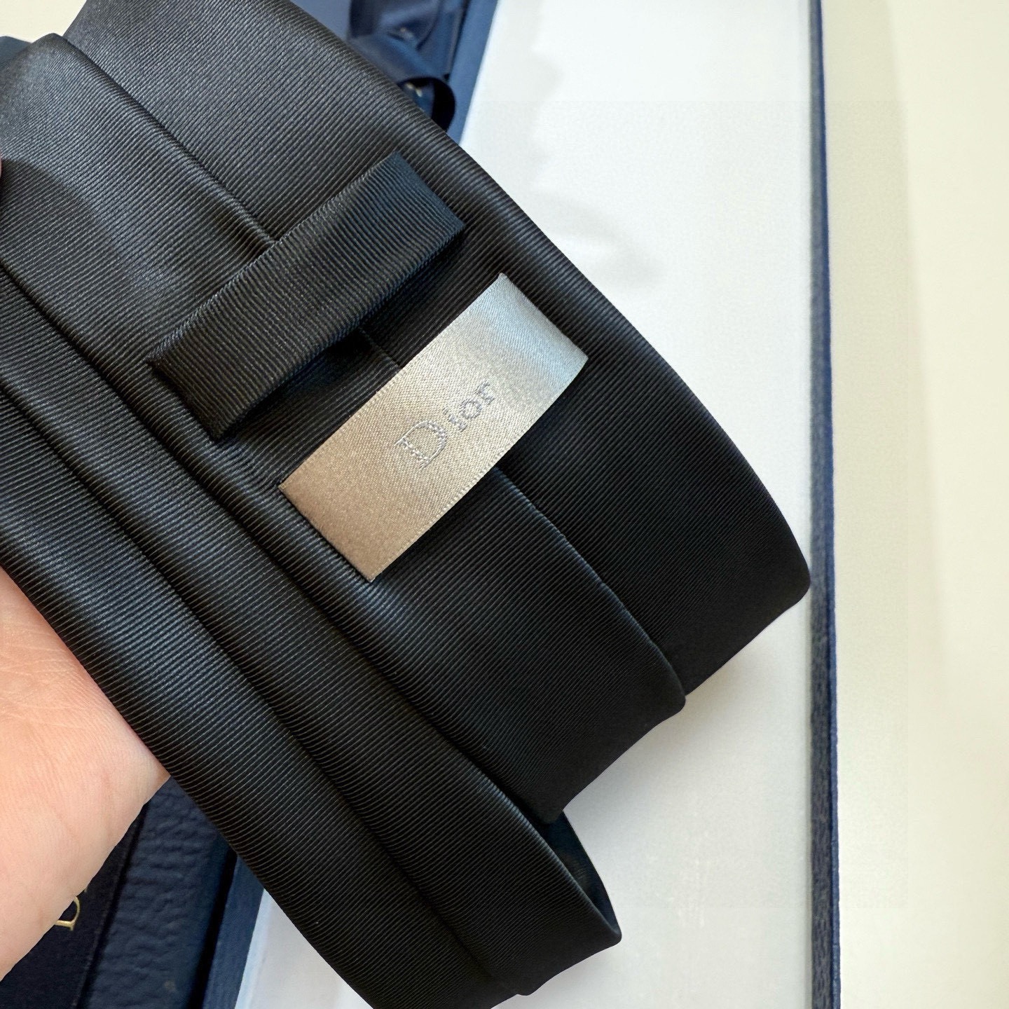 🌾爆款到👏👏新款迪奥领带 👔👔Dior男士稀有😻😻展现精湛手工与时尚优雅的理想选择，这款采用DO家最经典