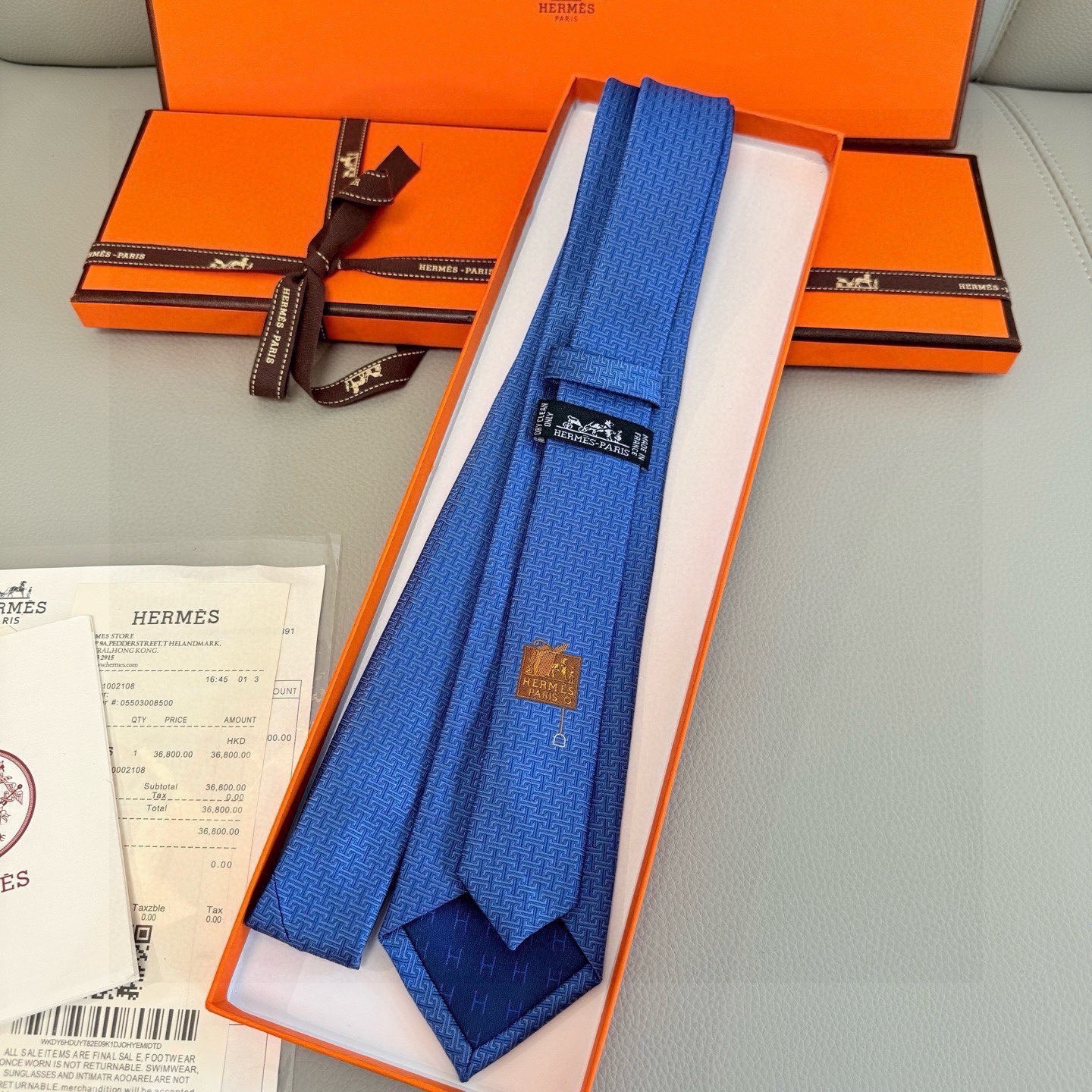 🌾官方同步新款男士领带，【H标志图案领带】👔👔，稀有H家每年都有一千条不同印花的领带面世，从最初的多以几