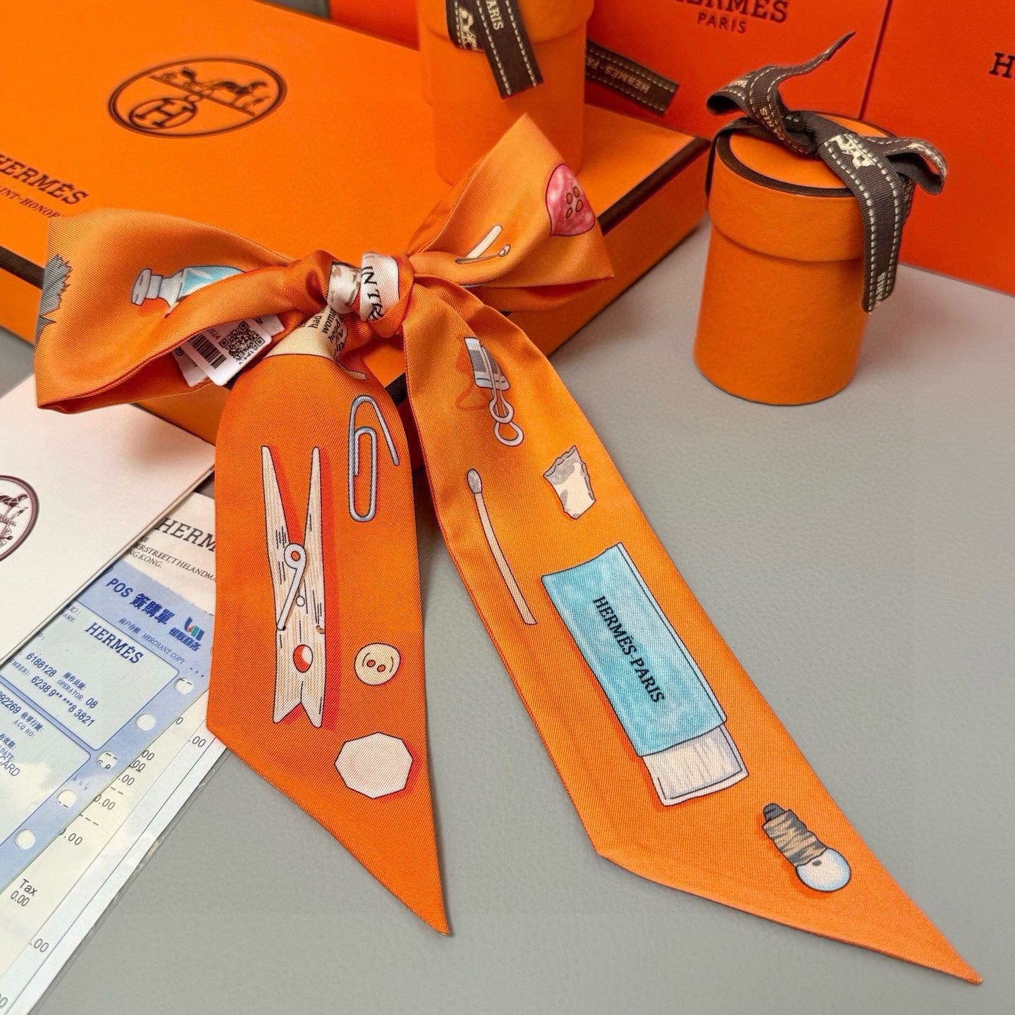 Hermès Foulard Hermes « » Twilly — photo 9