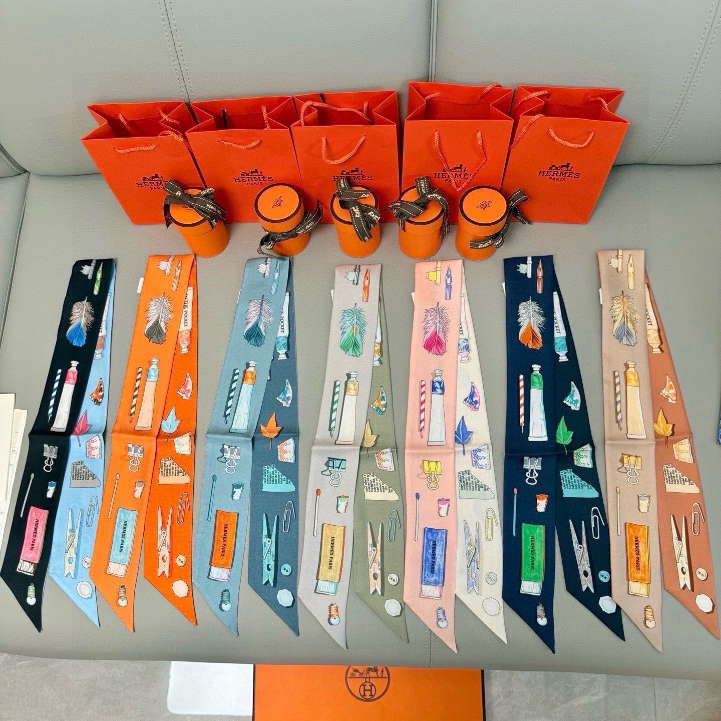 Hermès Foulard Hermes « » Twilly — photo 2
