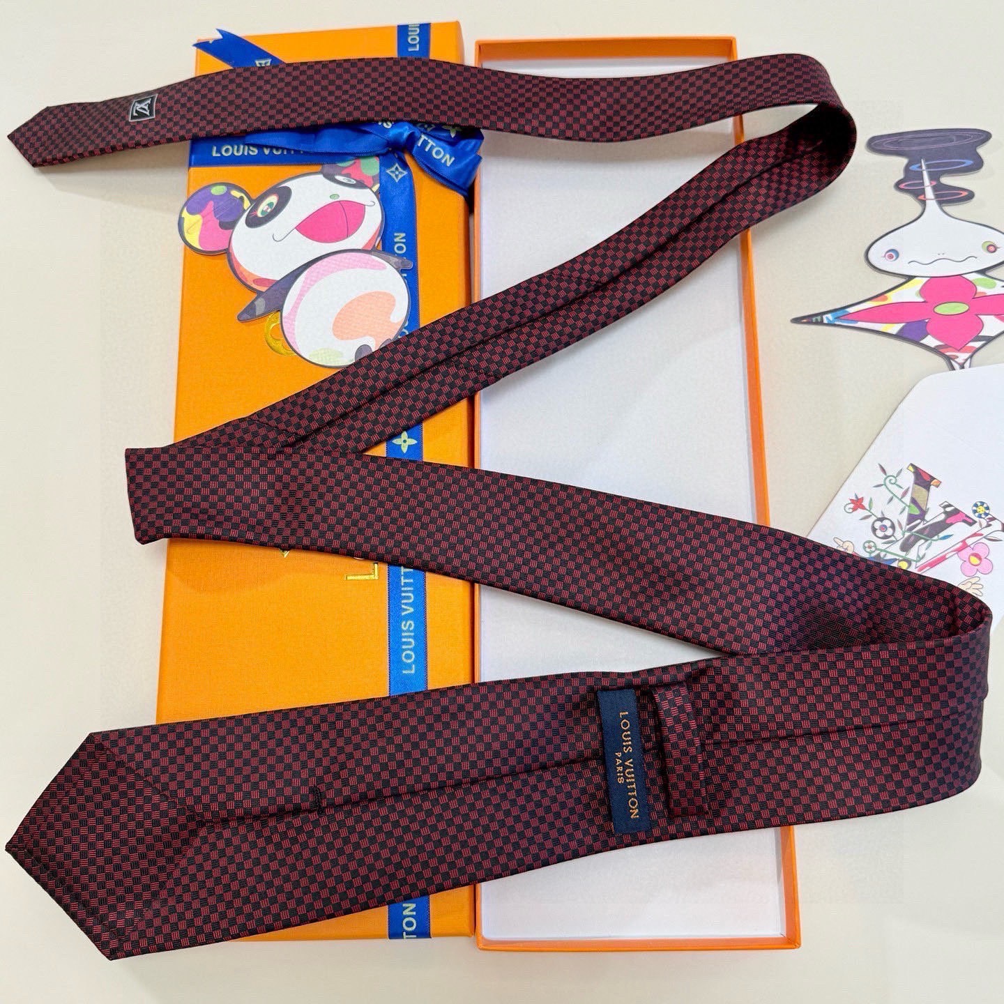 🌾男士领带系列【LV方格领带】👔👔，稀有😻😻展现精湛手工与时尚优雅的理想选择，这款领带将标志性的Dami