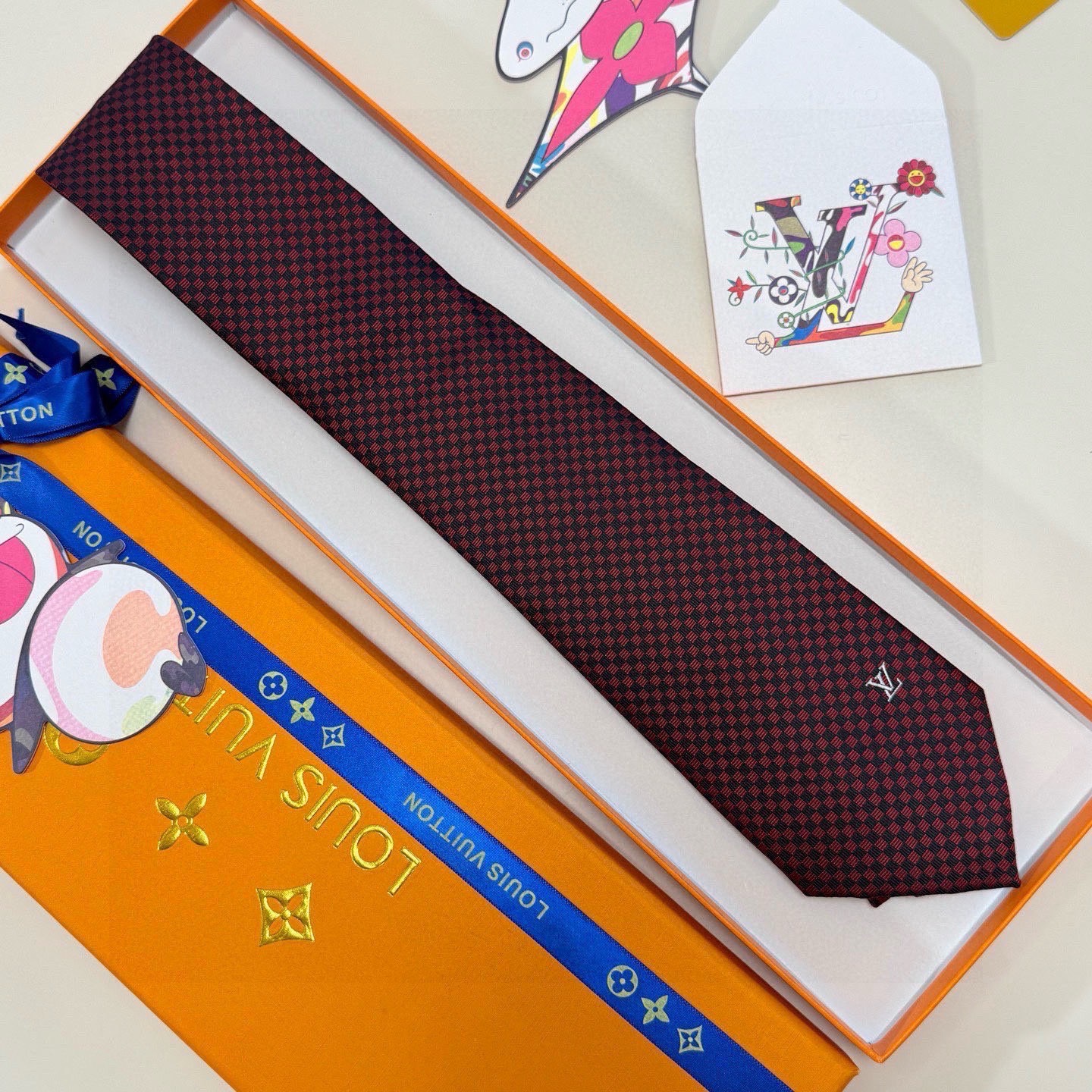 🌾男士领带系列【LV方格领带】👔👔，稀有😻😻展现精湛手工与时尚优雅的理想选择，这款领带将标志性的Dami