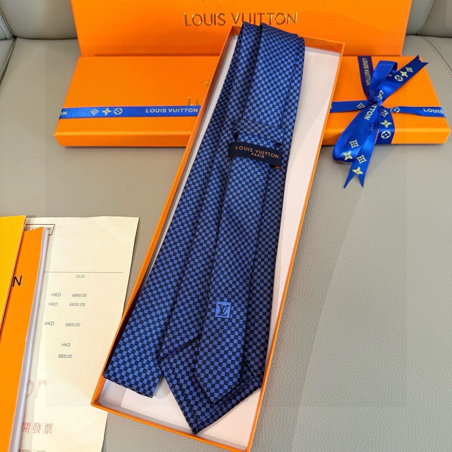 🌾男士领带系列【LV方格领带】👔👔，稀有😻😻展现精湛手工与时尚优雅的理想选择，这款领带将标志性的Dami