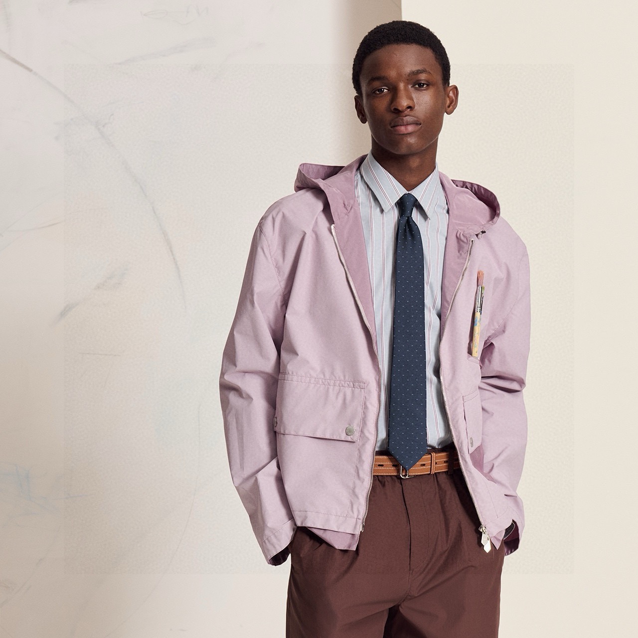 🌾 官方新款H字母 男士领带，稀有爱马仕家每年都有一千条不同印花的领带面世，从最初的多以几何图案表现骑术