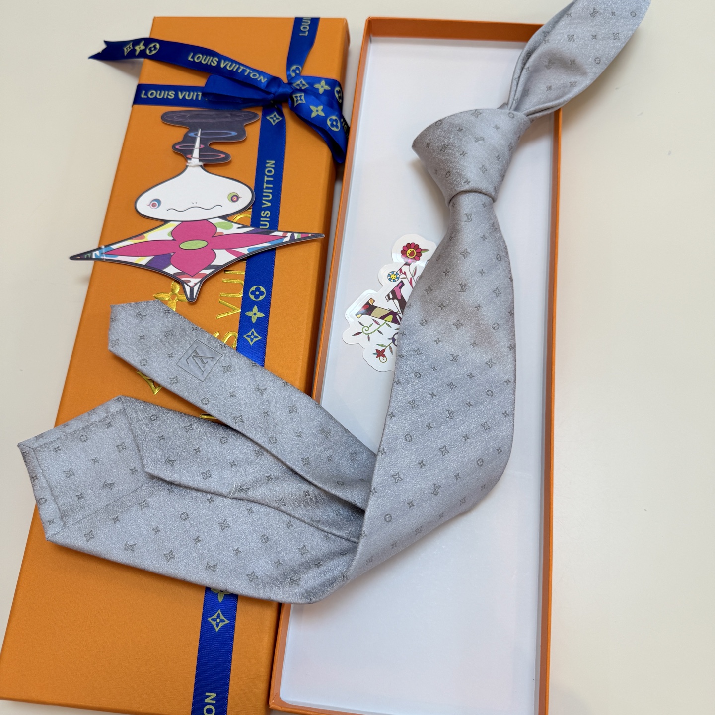 🌾LV领带 ，路易威登经典领带👔男士必备单品超时尚！高端品质 版型面料都达到品牌标准，，难得的好款，不挑