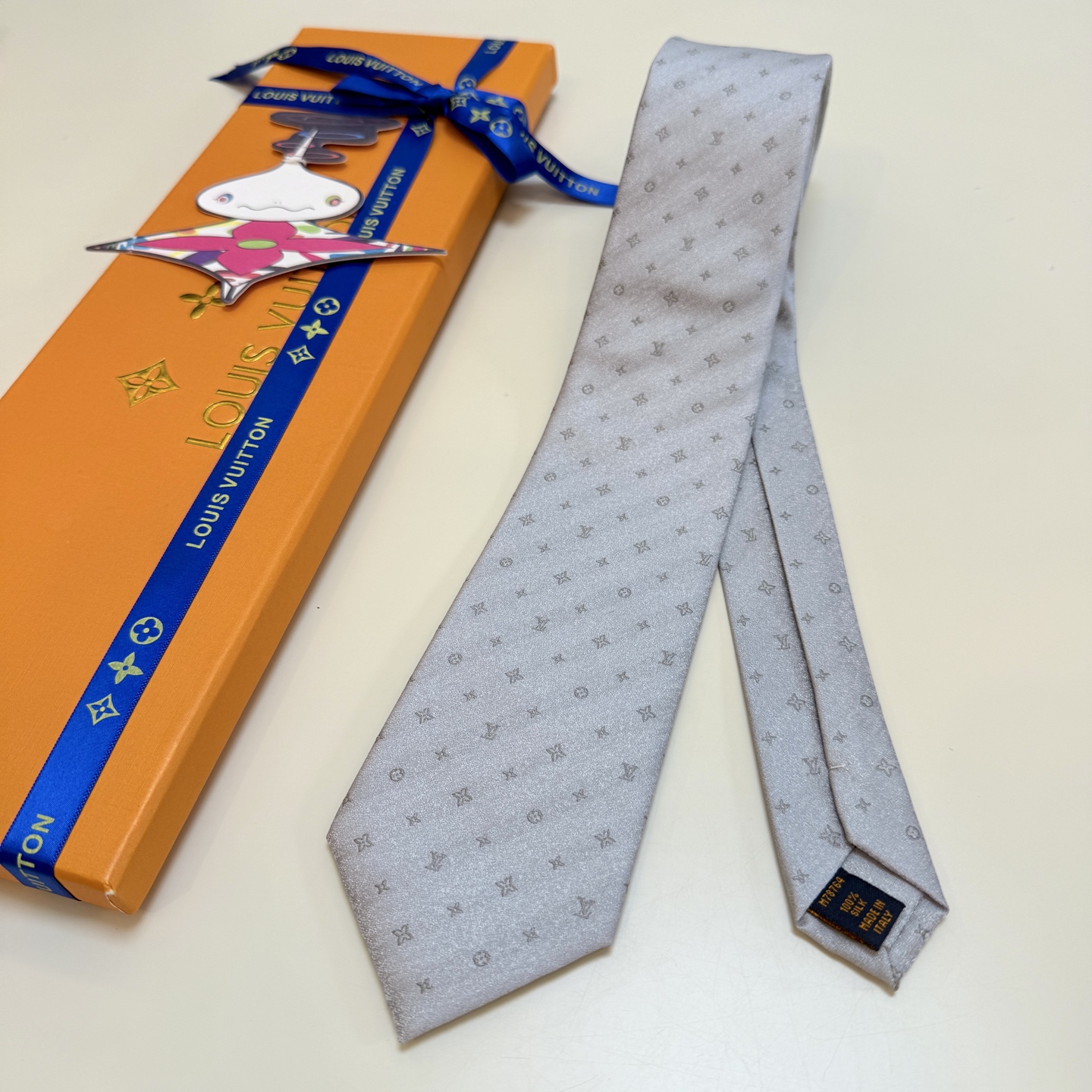 🌾LV领带 ，路易威登经典领带👔男士必备单品超时尚！高端品质 版型面料都达到品牌标准，，难得的好款，不挑