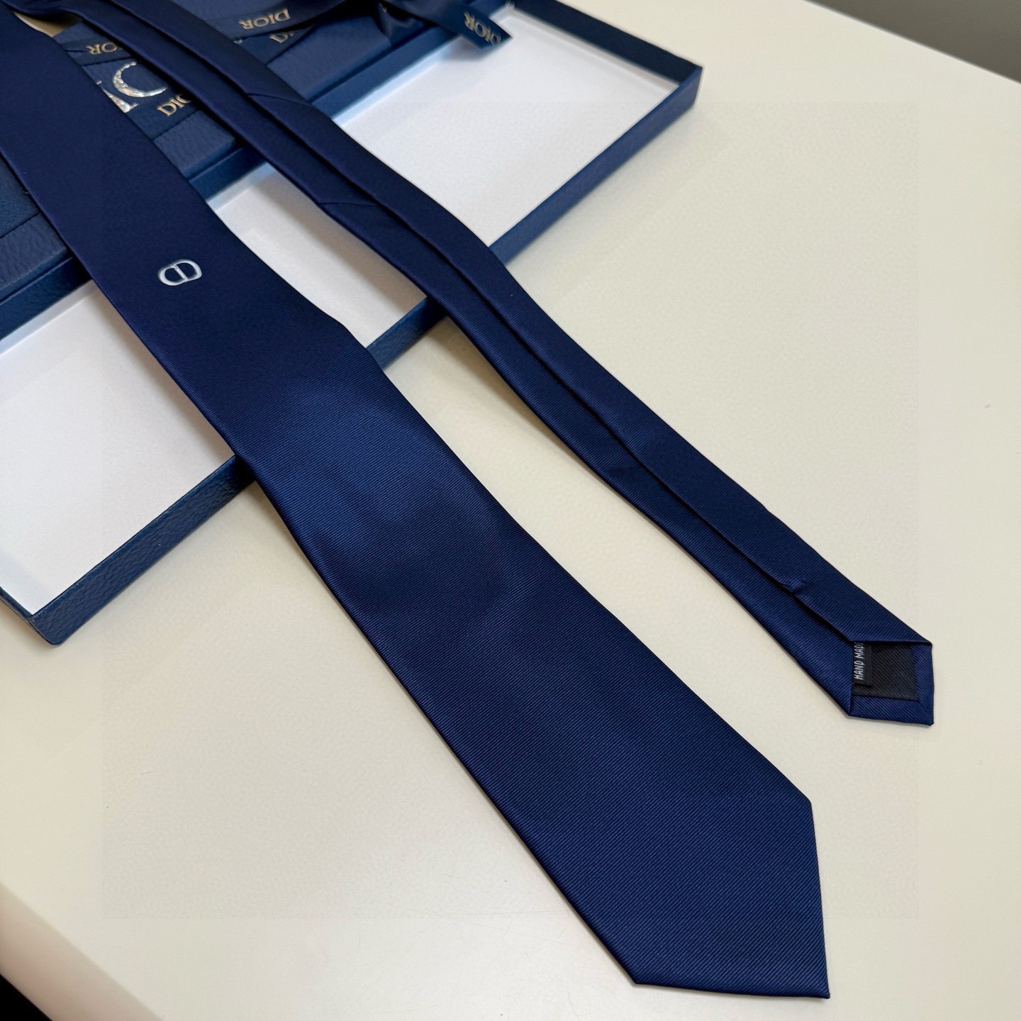 🌾官方同步新款领带，2025年迪奥新款领带💖💖 👔👔Dior男士稀有😻😻展现精湛手工与时尚优雅的理想选择