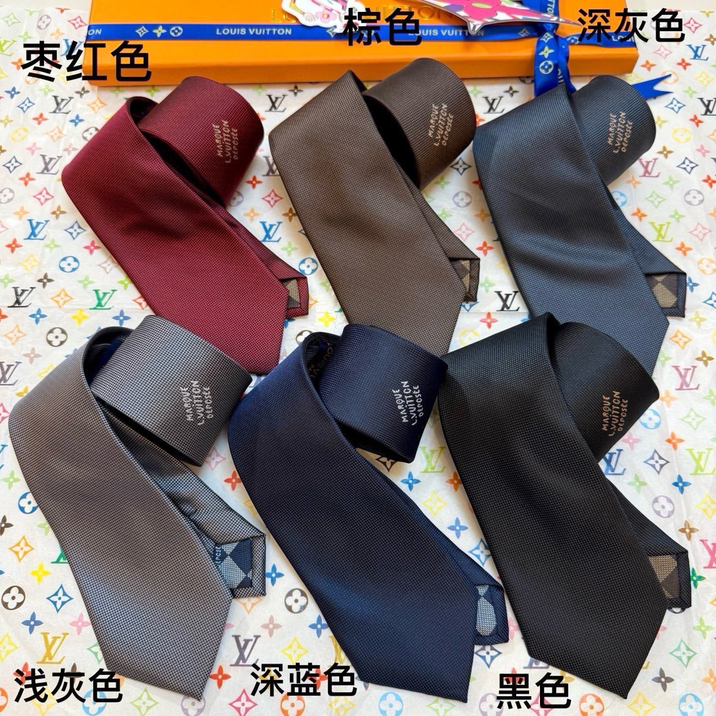 🌾新款Heritage领带 ，LV男士领带系列👔👔，6色，Heritage领带取材细腻桑蚕丝，以简约笔触