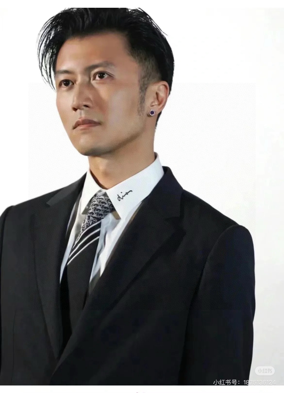 🌾 Dior家款新领带 👔👔Dior男士CD提领花带 稀有展现精湛工手与时尚优雅理的想选择，这采款用DO