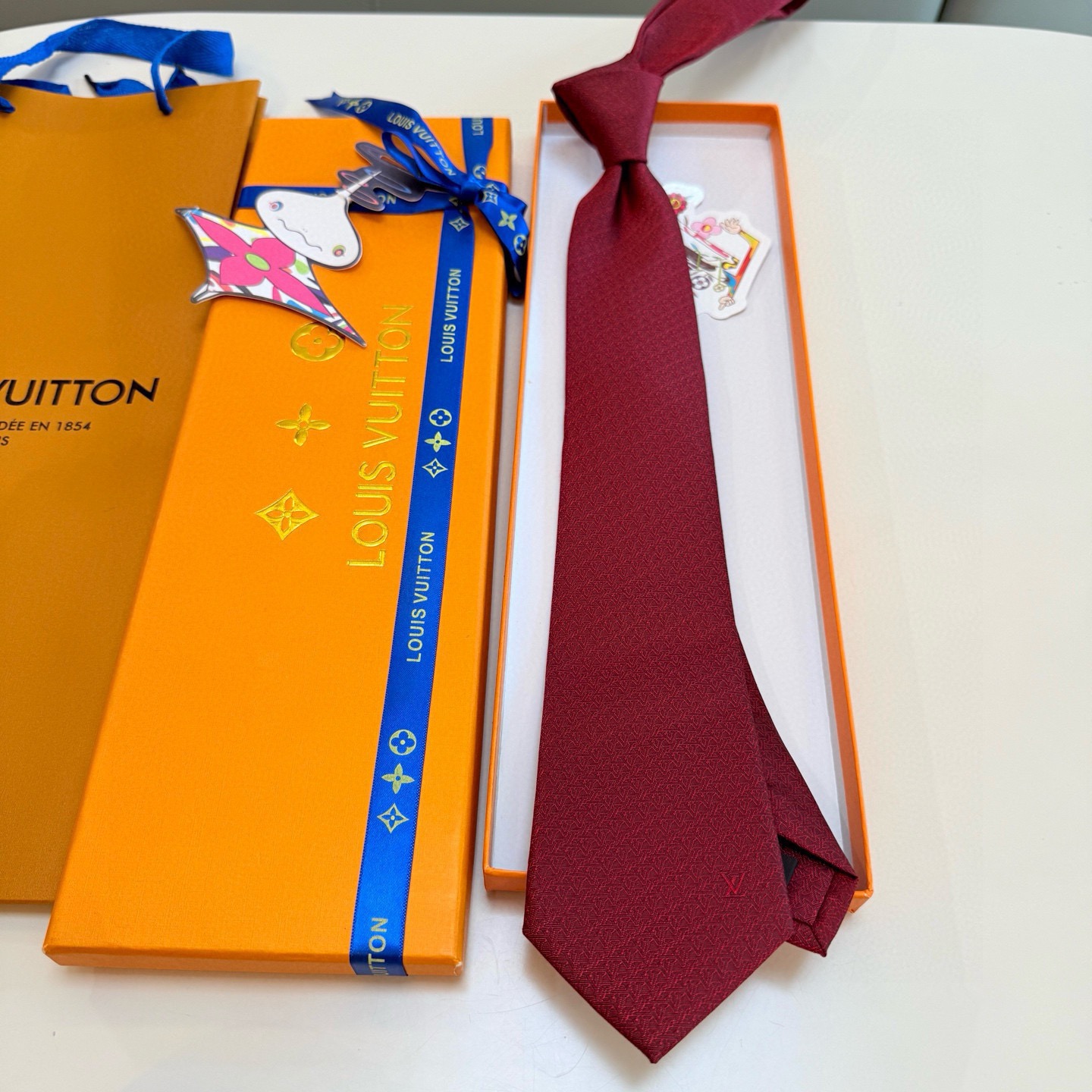 🌾新款Lv领带，5色！LV男士领带系列👔👔，稀有😻😻展现精湛手工与时尚优雅的理想选择，此款真丝织就的Di