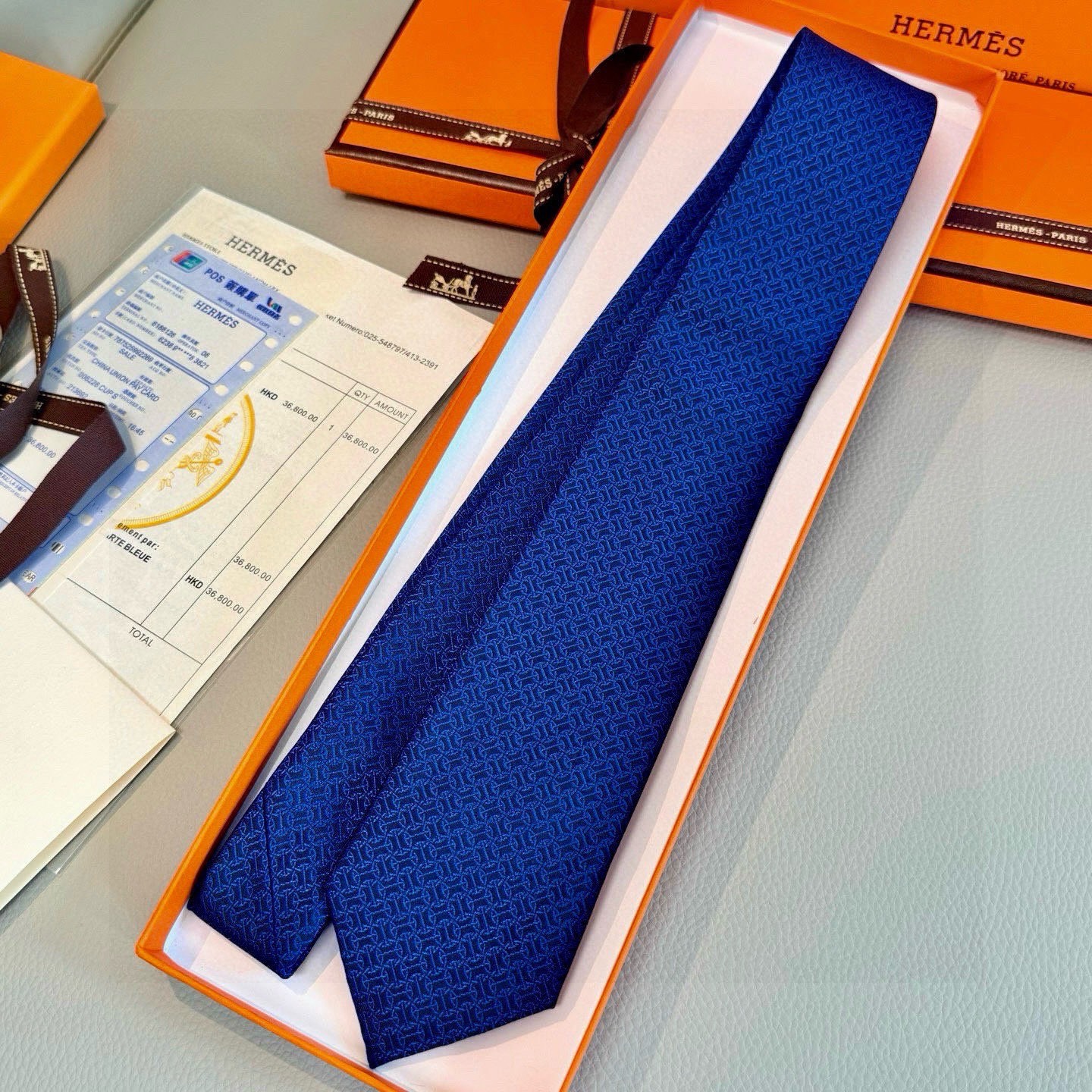 🌾男士新款领带系列【H环形图案领带】👔👔，稀有H家每年都有一千条不同印花的领带面世，从最初的多以几何图案