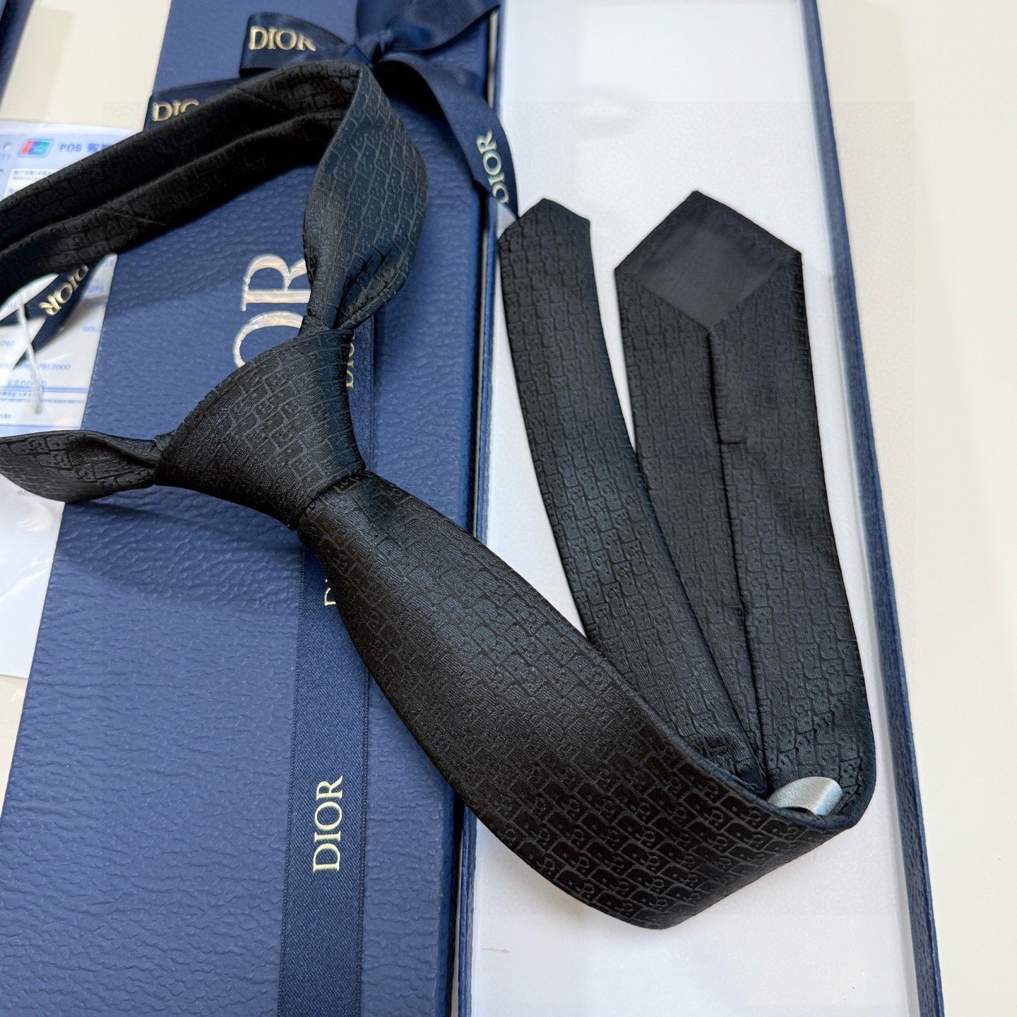 🌾爆款到Dior新款领带 💖💖👔👔Dior男士【Do字母印花领带】，稀有😻😻展现精湛手工与时尚优雅的理想