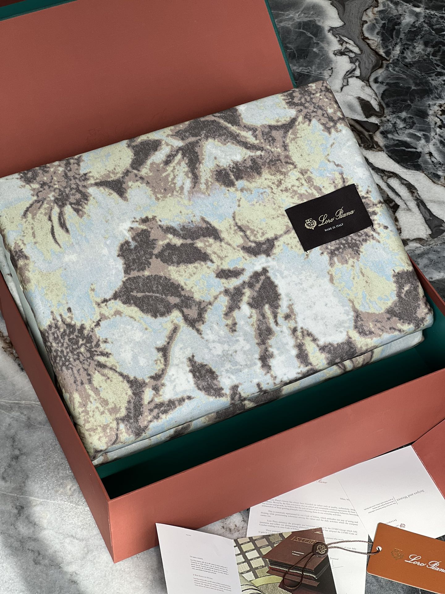 迪奥 Dior 高定典藏名品高定成衣时装外套连衣裙衬衫T恤 #AEF6CCB7 2