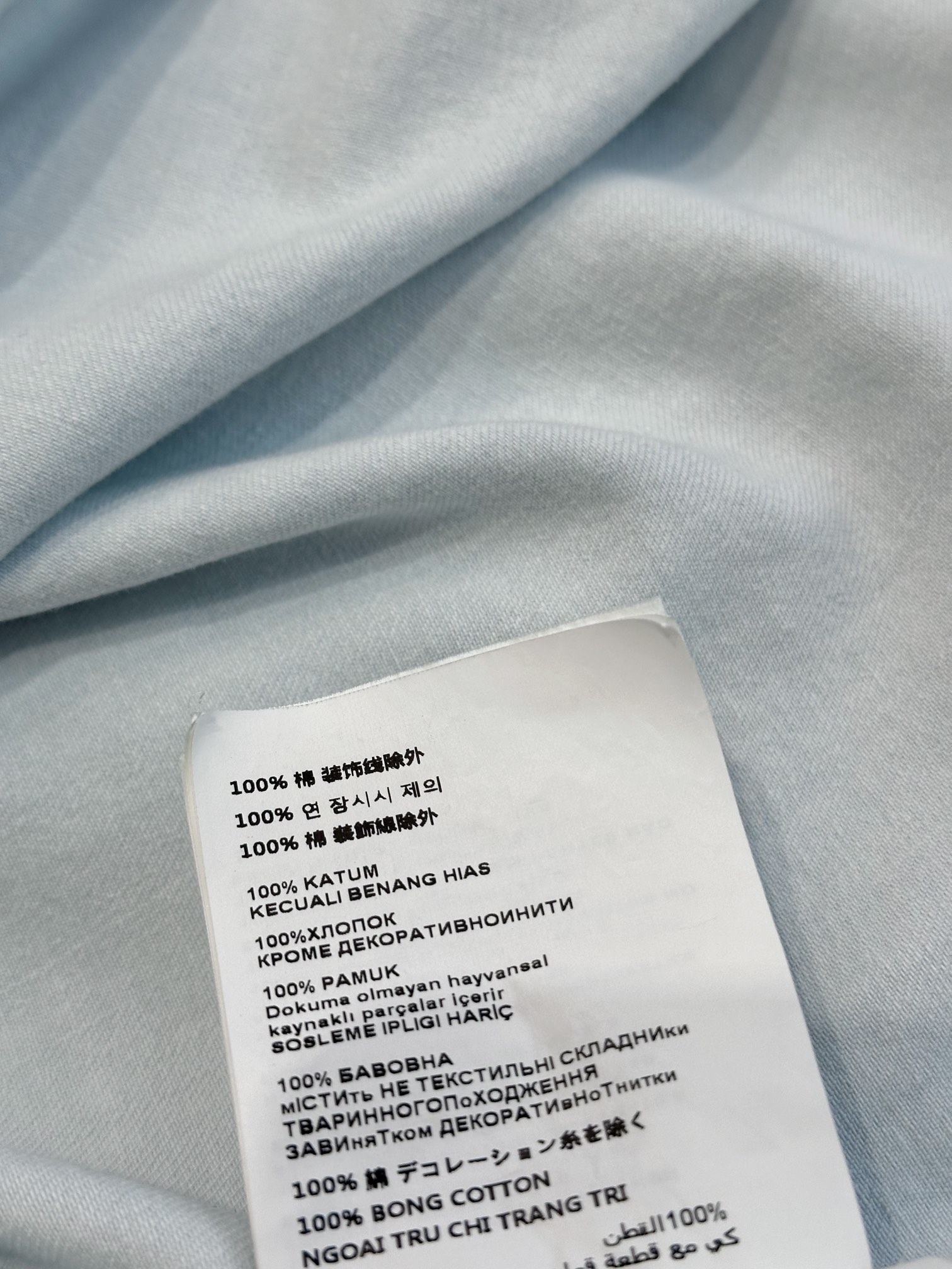 /新品发布浅蓝色牛仔衬衣定制牛仔棉面料面料在制作流程和耗时上花费了大量的时间多重洗水工艺洗软令面料手感颜