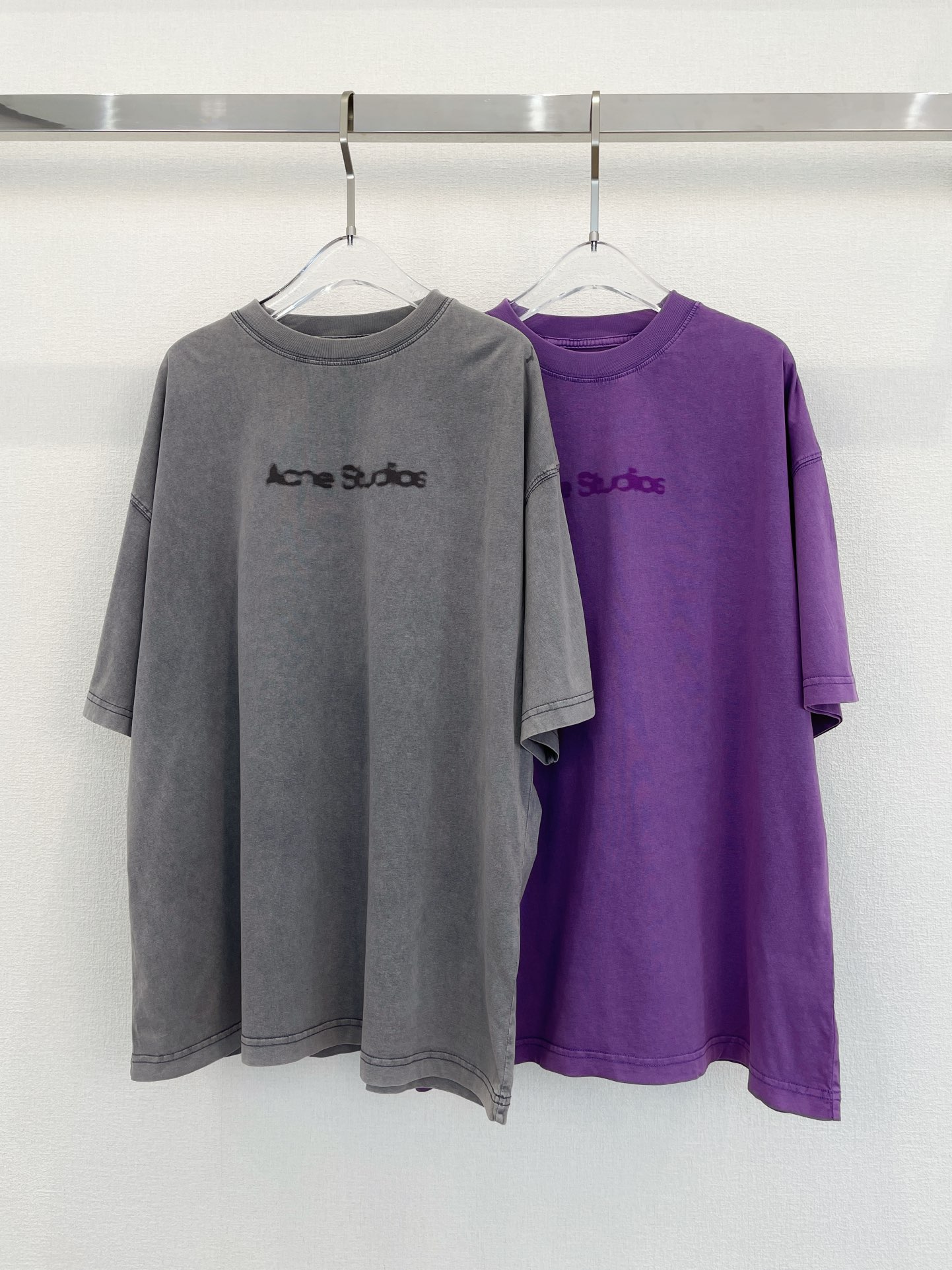  · /新品发布做旧字母短袖T恤颜色：灰色 紫色尺码：S M LAcne*CDzsdqw27zswql